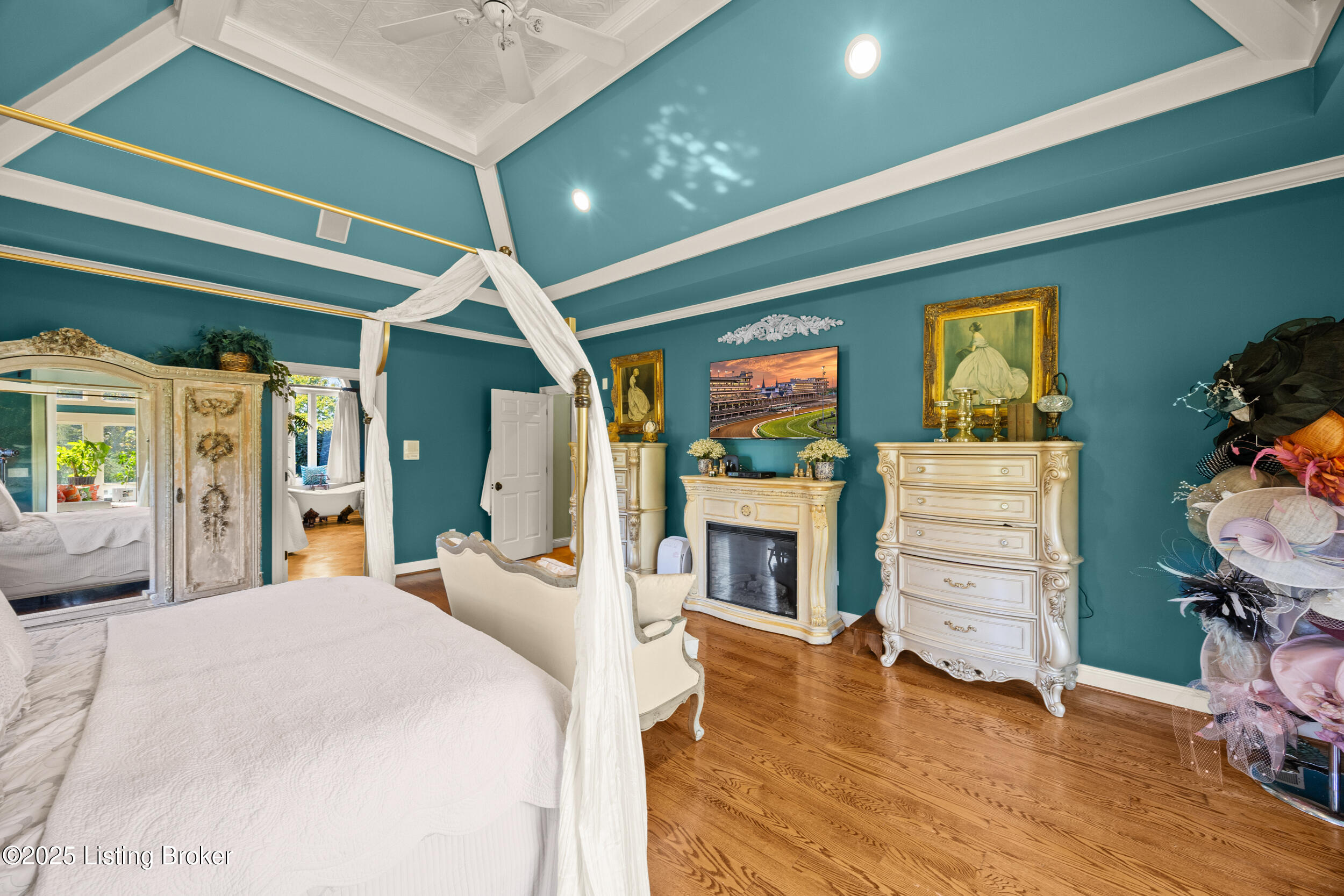 1211 Forest Trail Pl