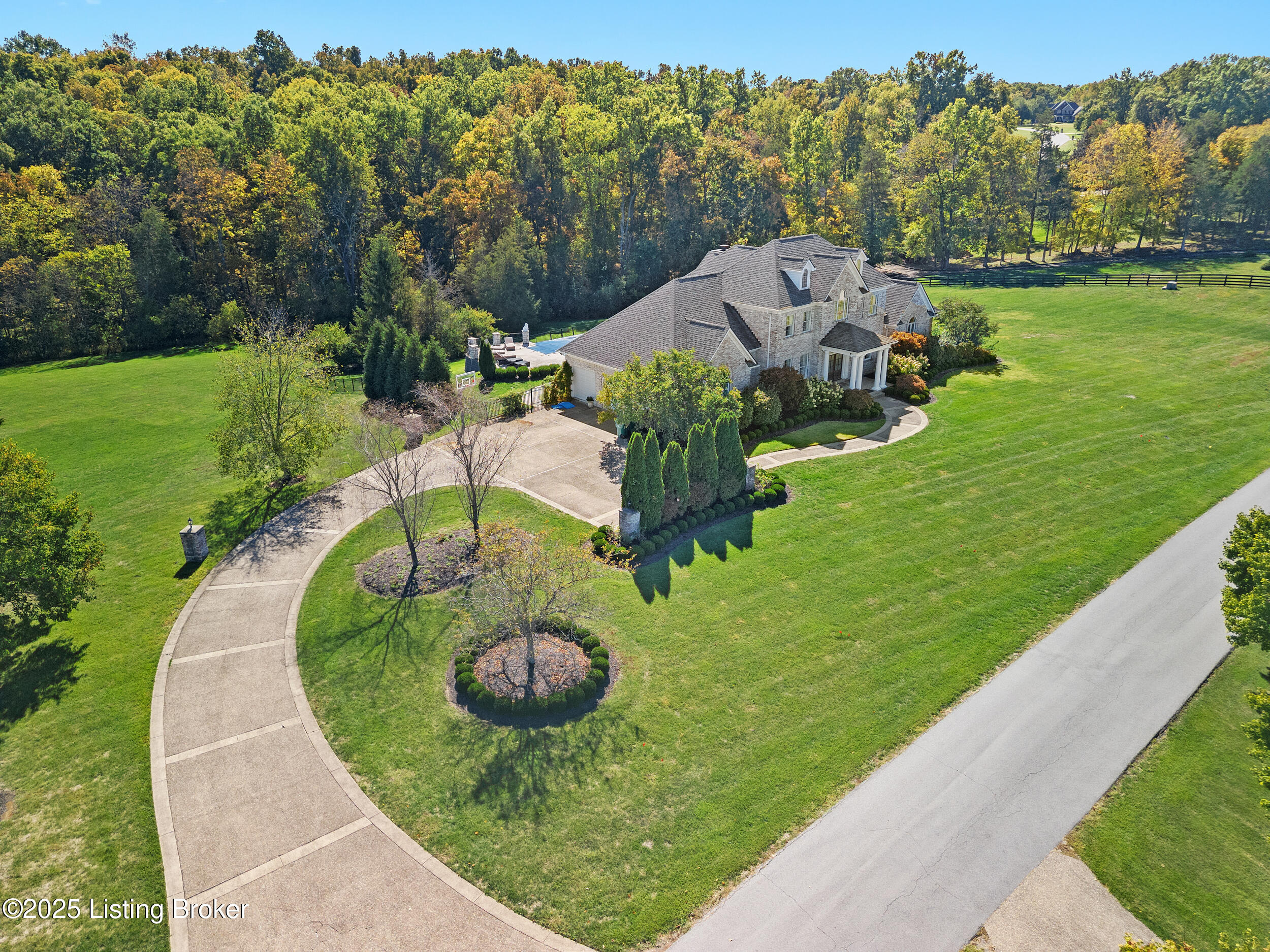 1211 Forest Trail Pl