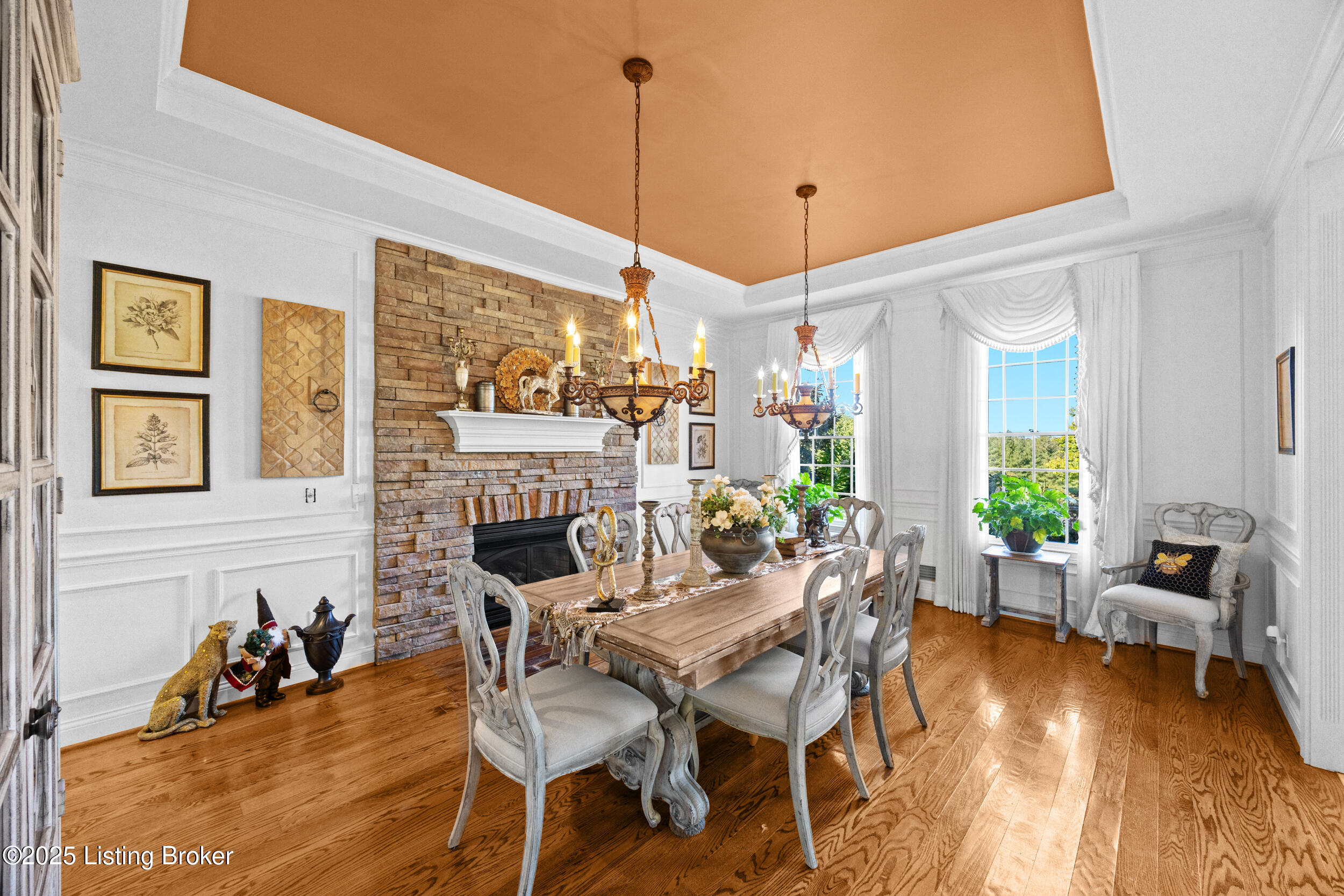 1211 Forest Trail Pl