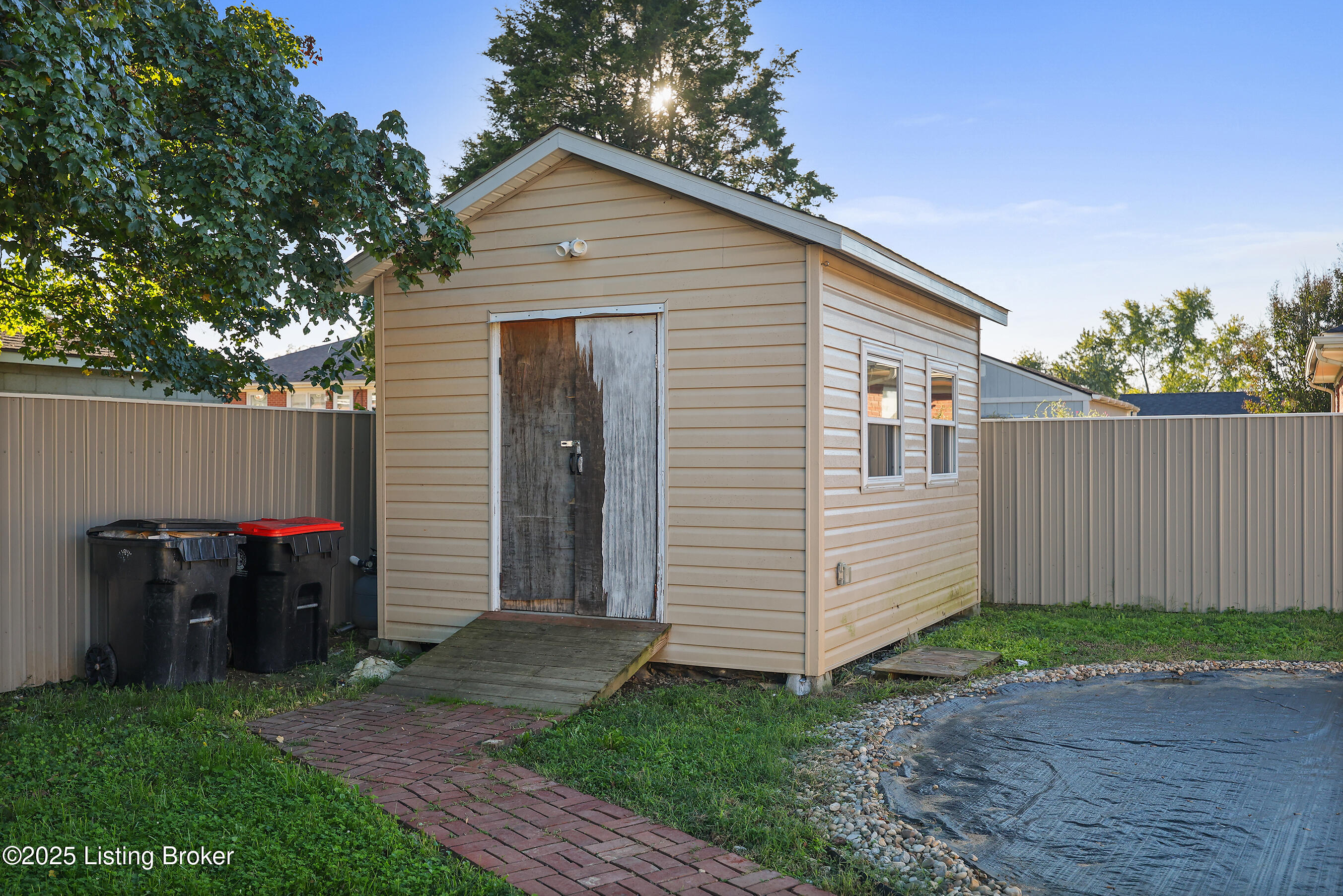 1602 Clarice Way