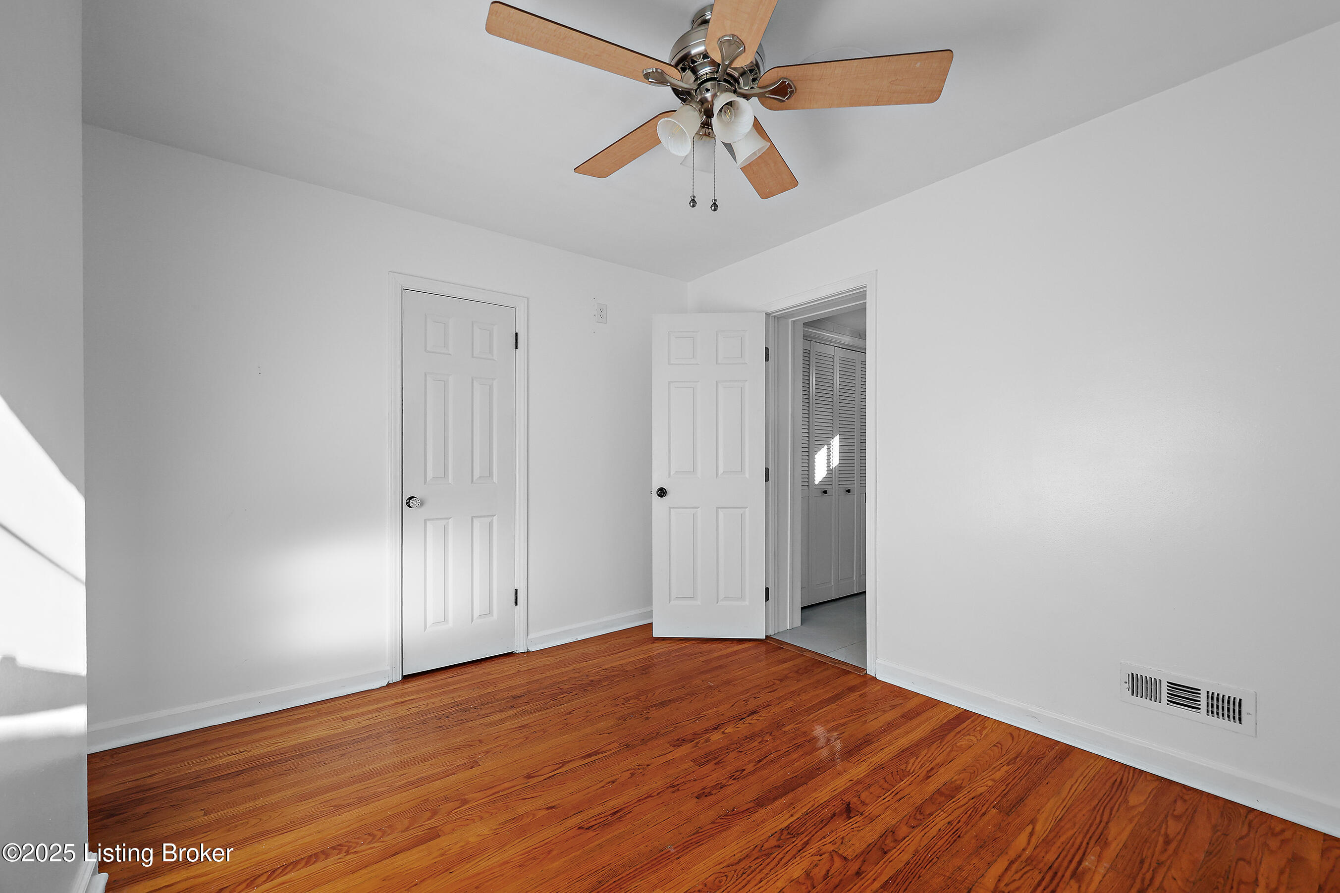 1602 Clarice Way