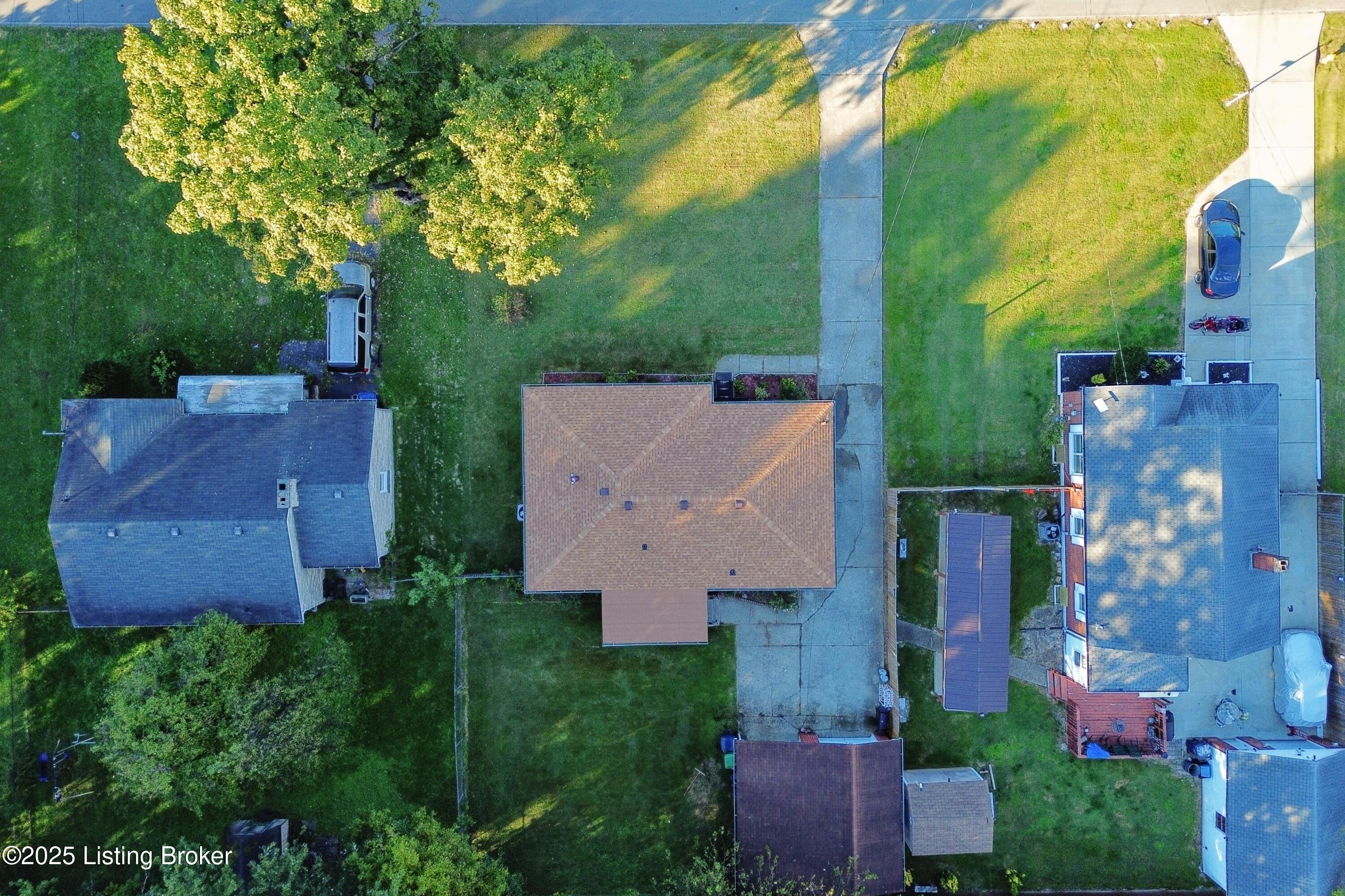 1724 Kennedy Rd