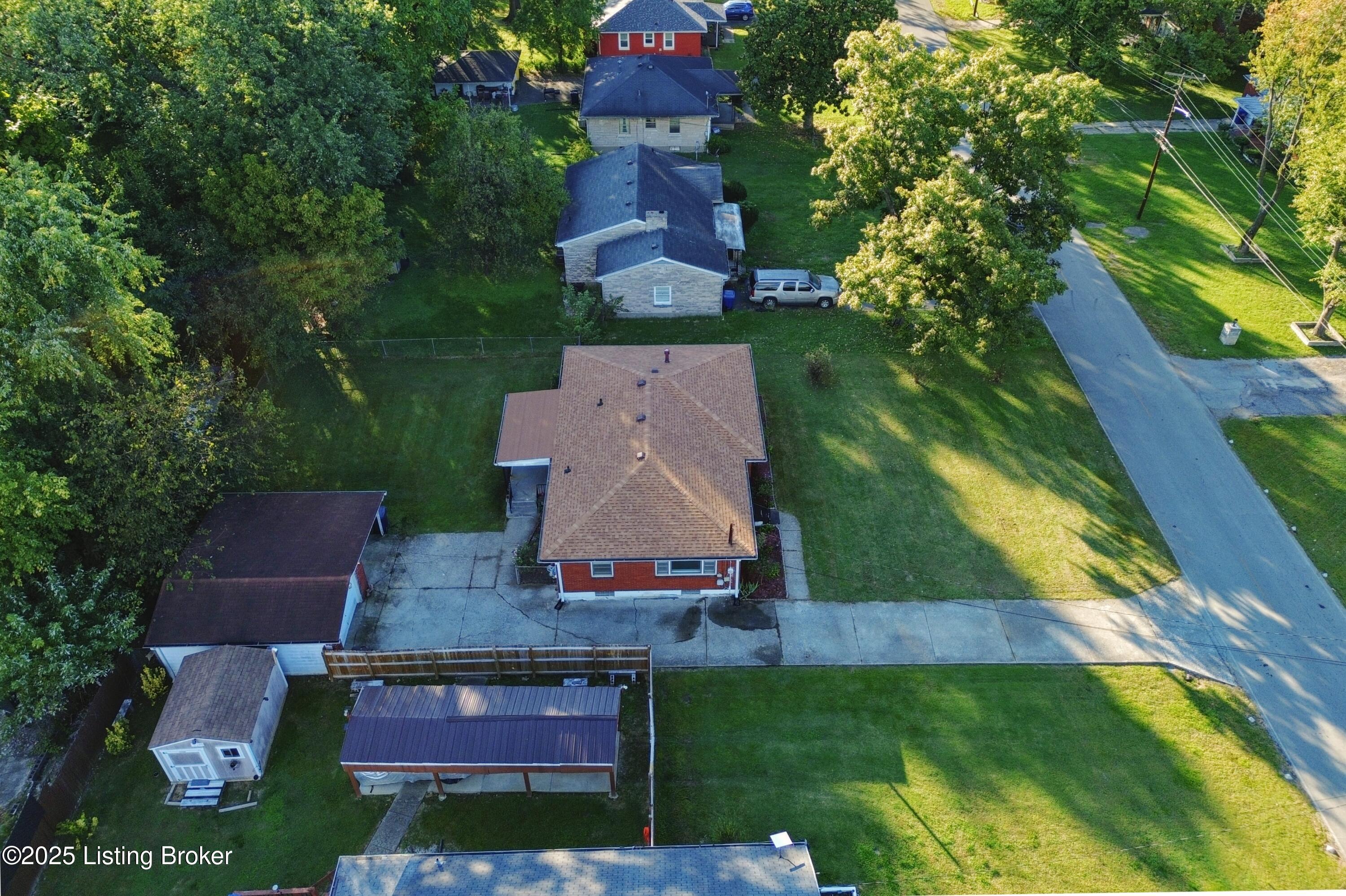 1724 Kennedy Rd