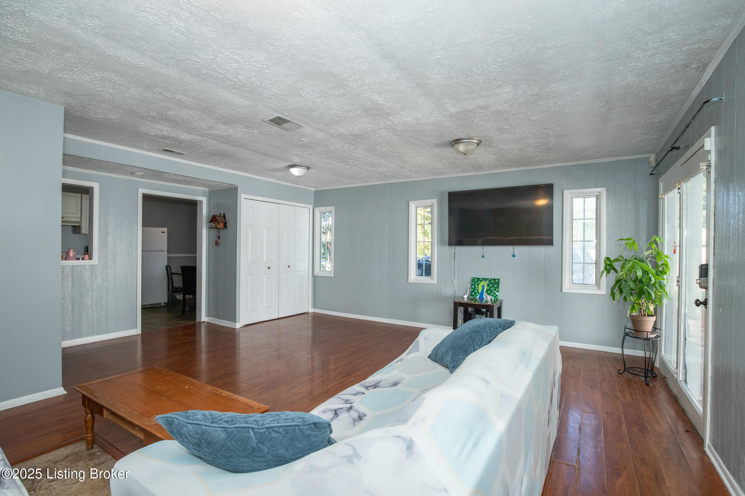 10801 Grafton Hall Rd