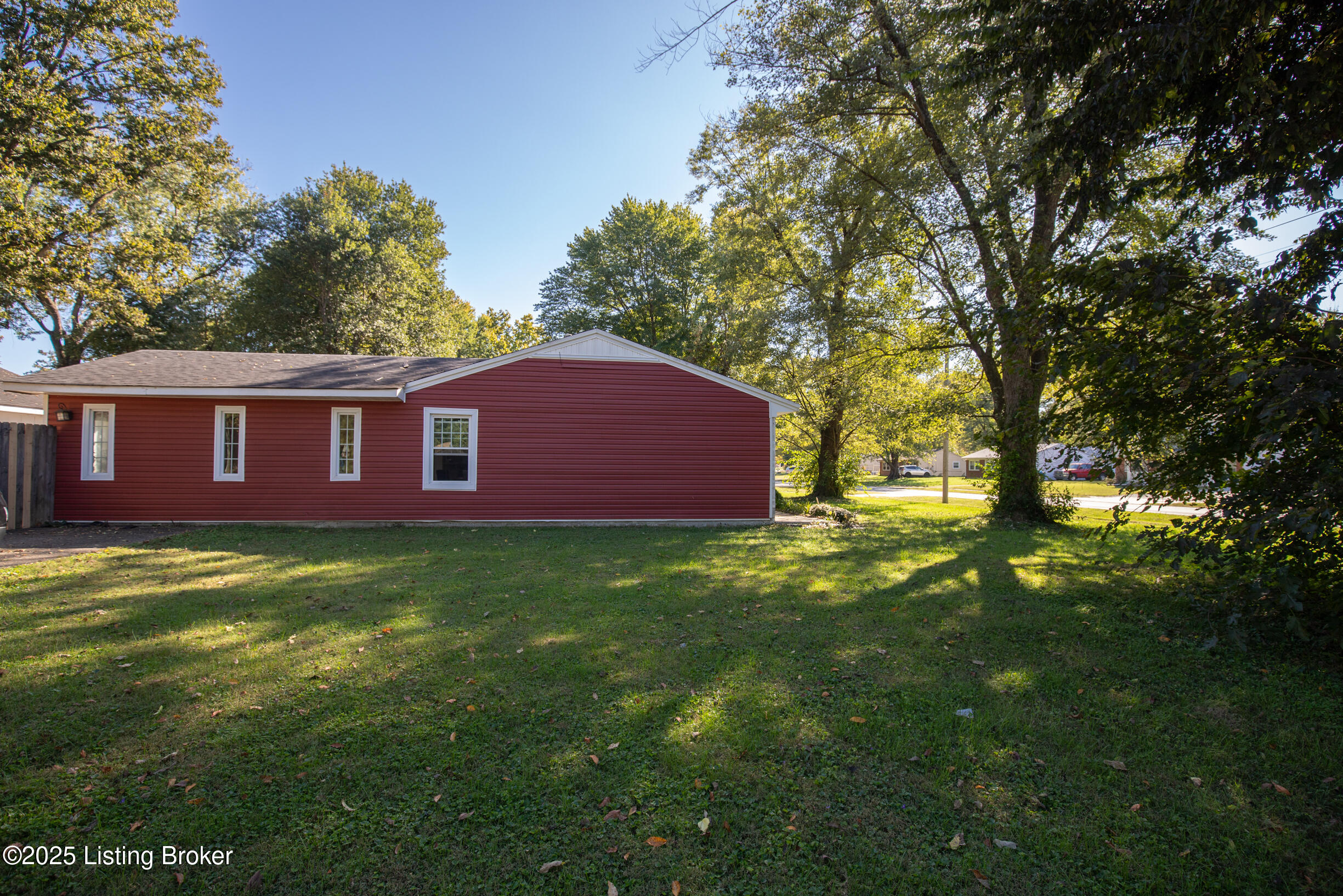 10801 Grafton Hall Rd