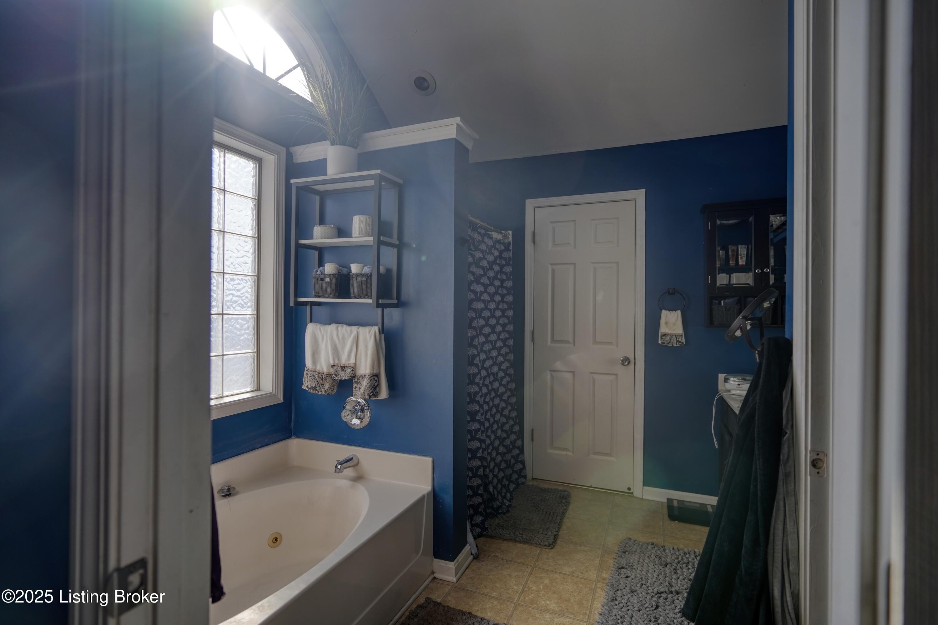 15713 Beckley Hills Dr