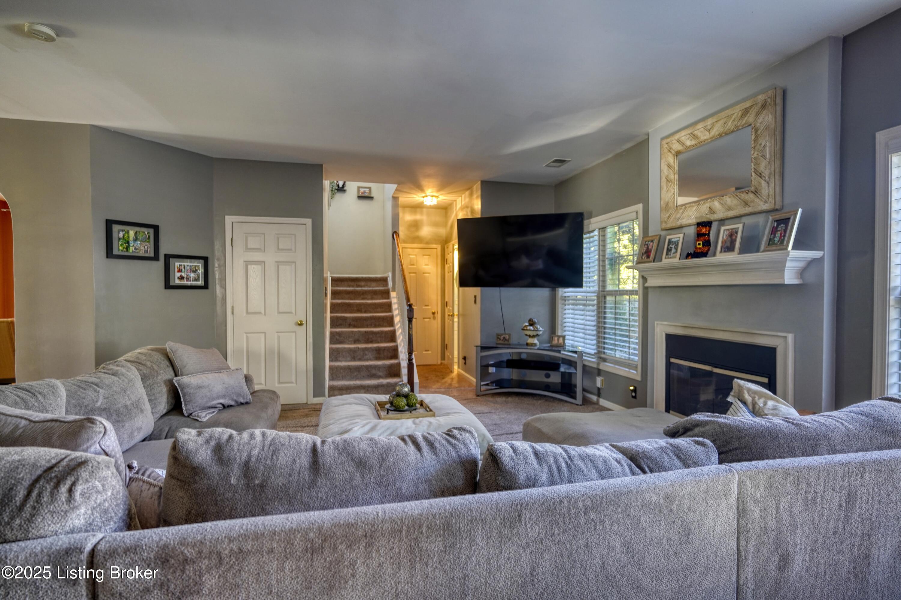 15713 Beckley Hills Dr