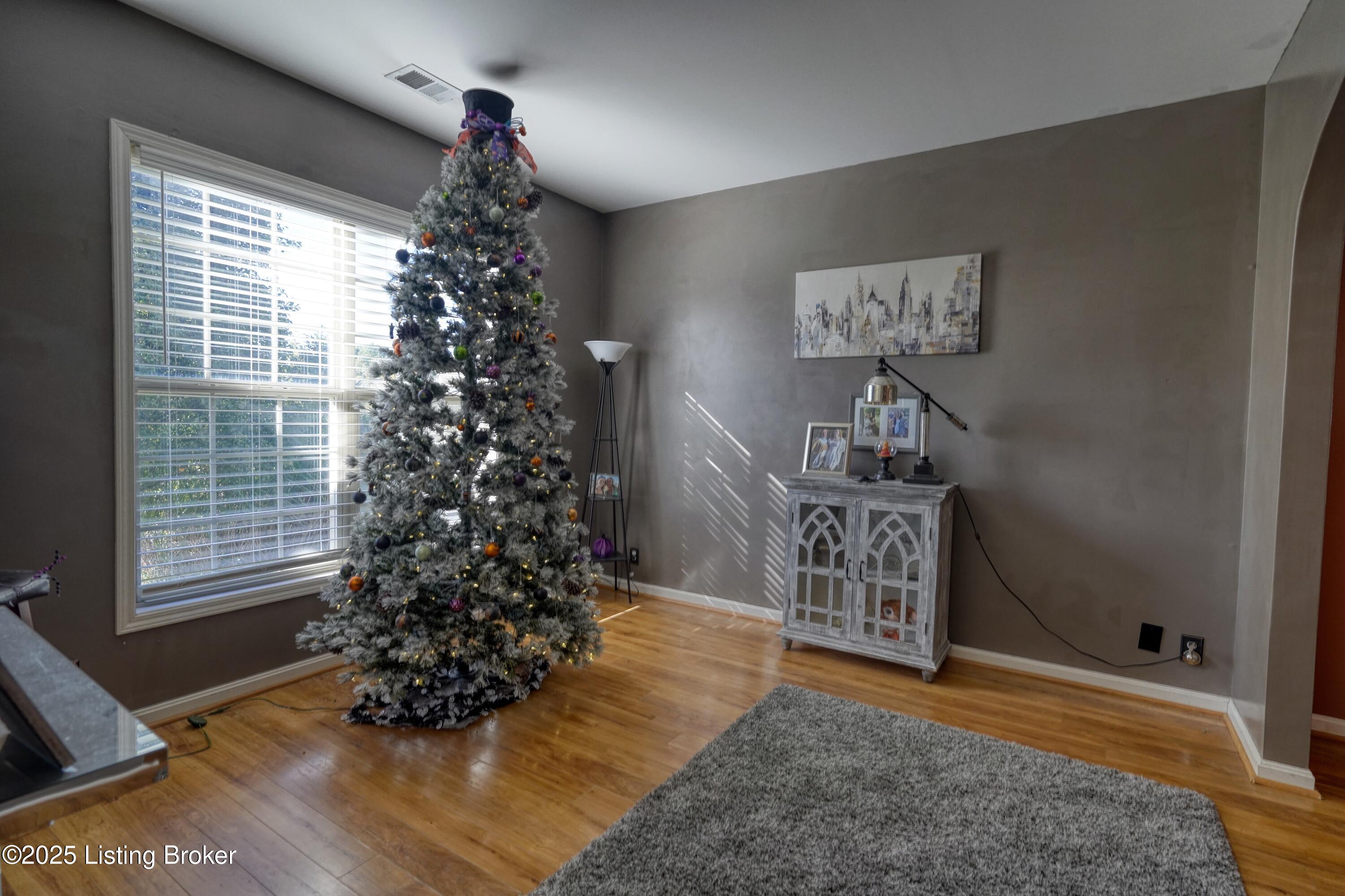 15713 Beckley Hills Dr