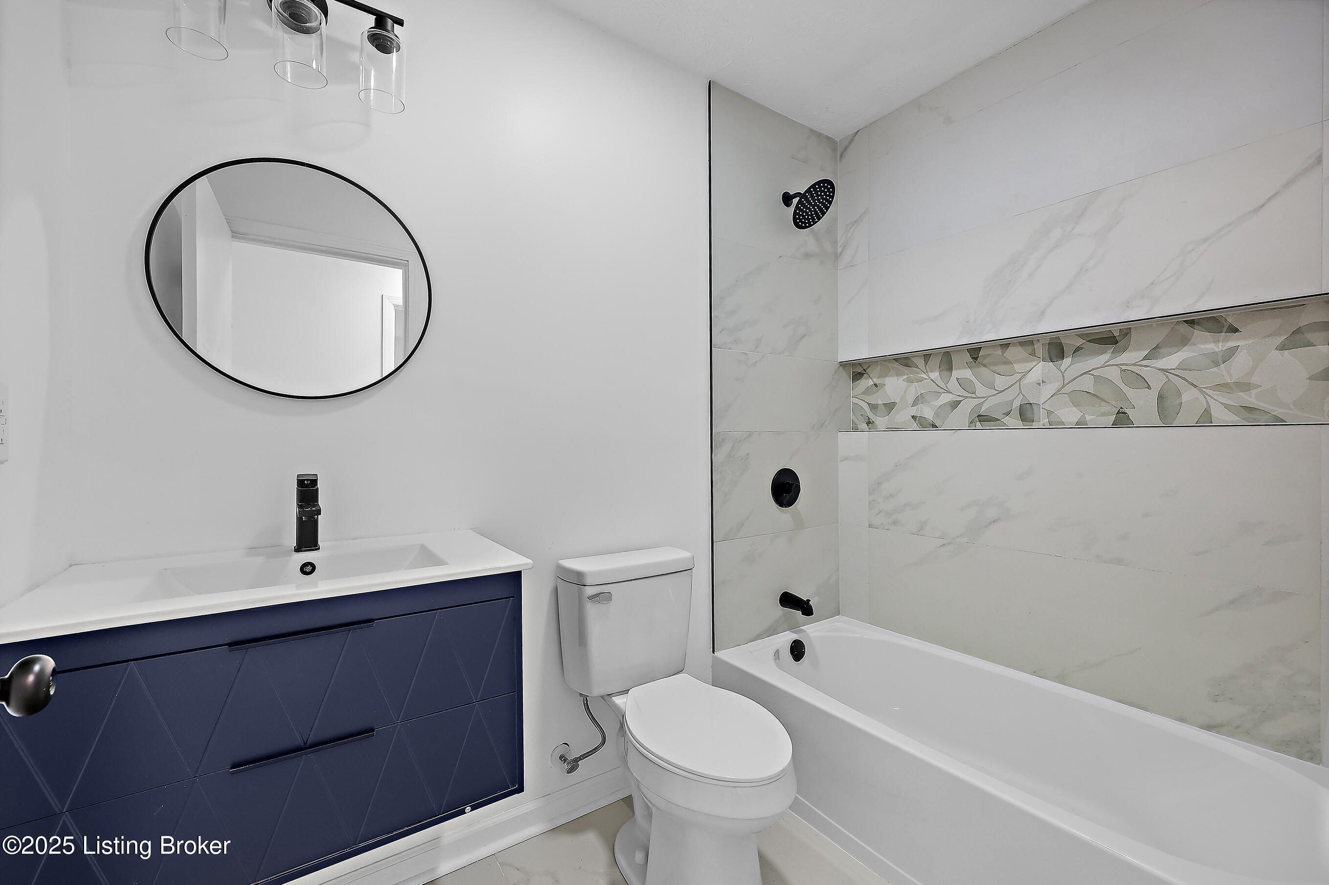 1046 Clayborne Rd, Louisville