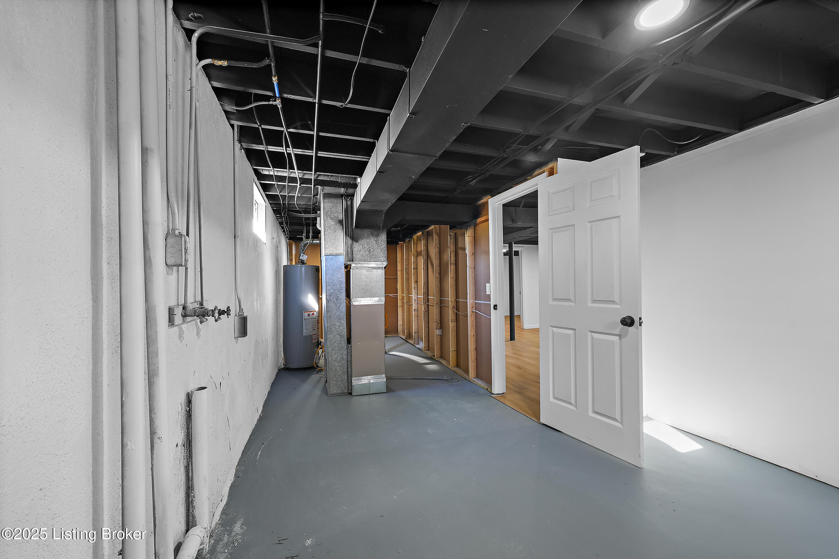 1046 Clayborne Rd, Louisville