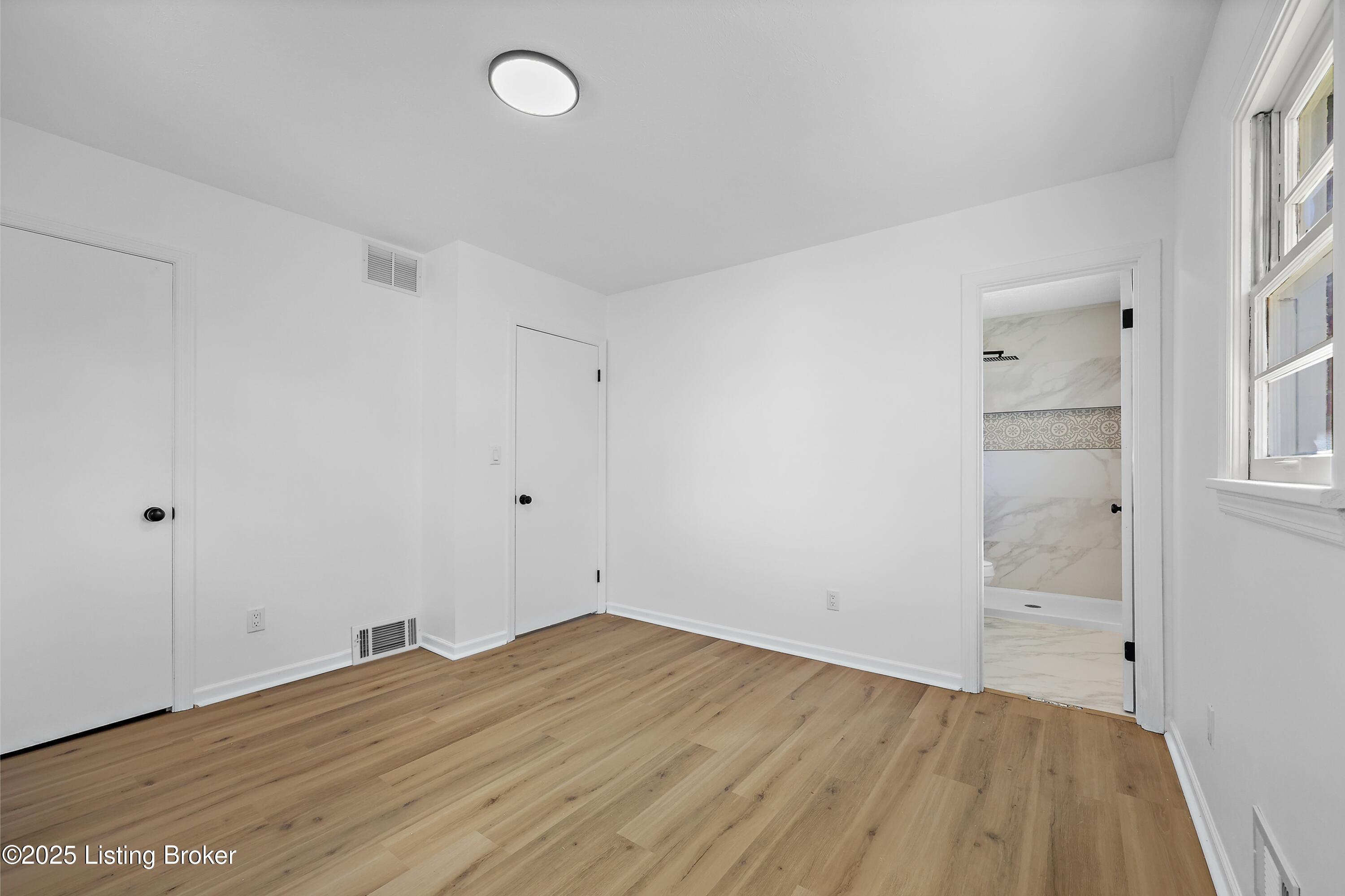 1046 Clayborne Rd, Louisville