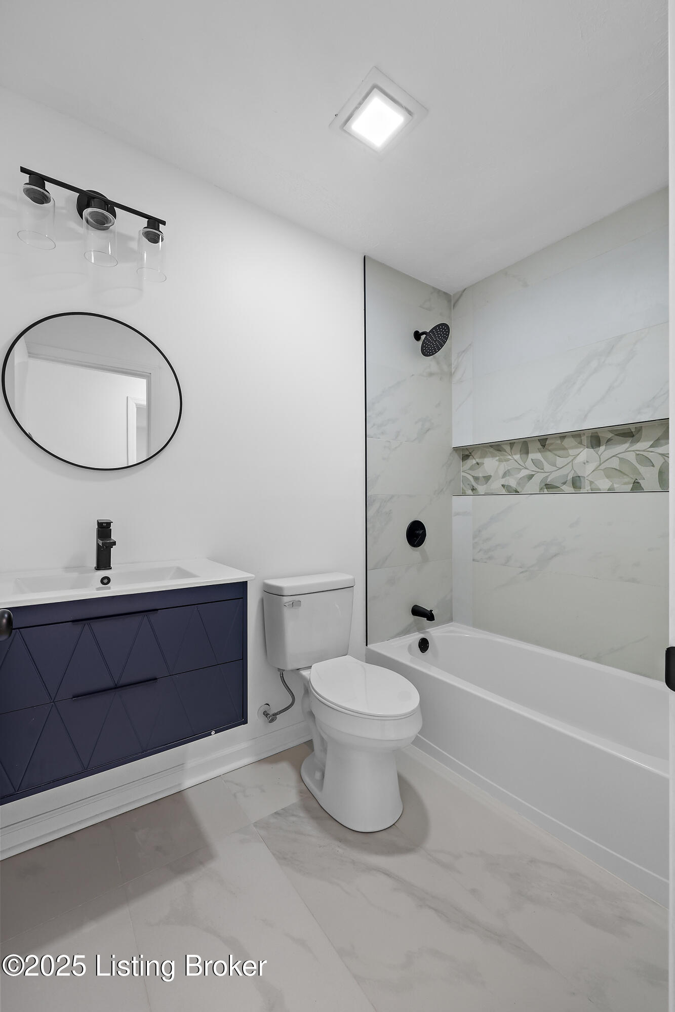 1046 Clayborne Rd, Louisville