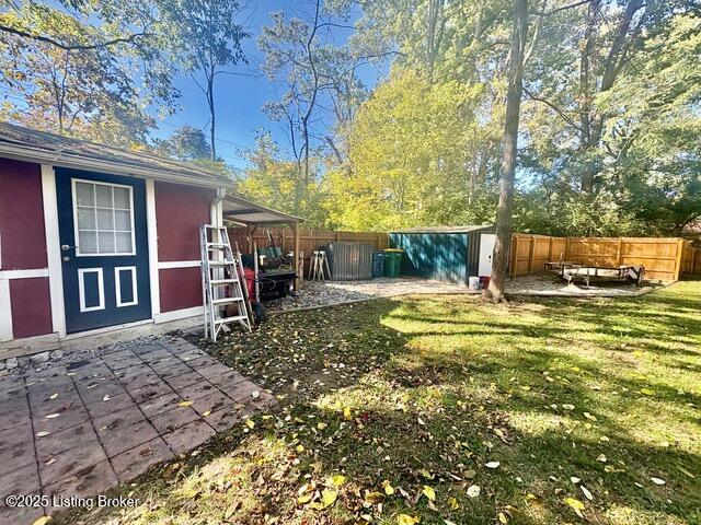 6916 Triangle Dr
