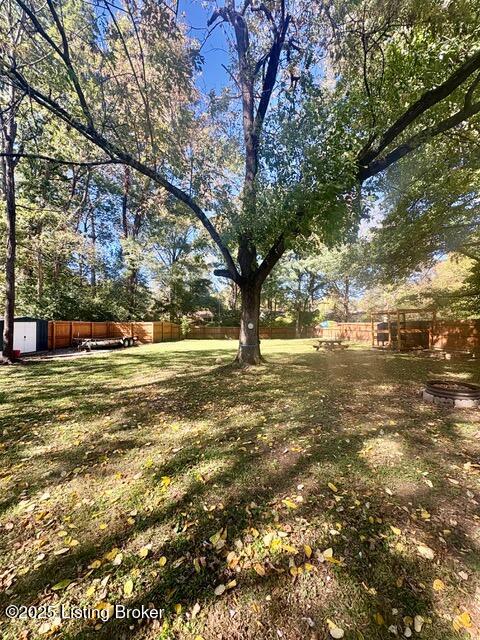 6916 Triangle Dr