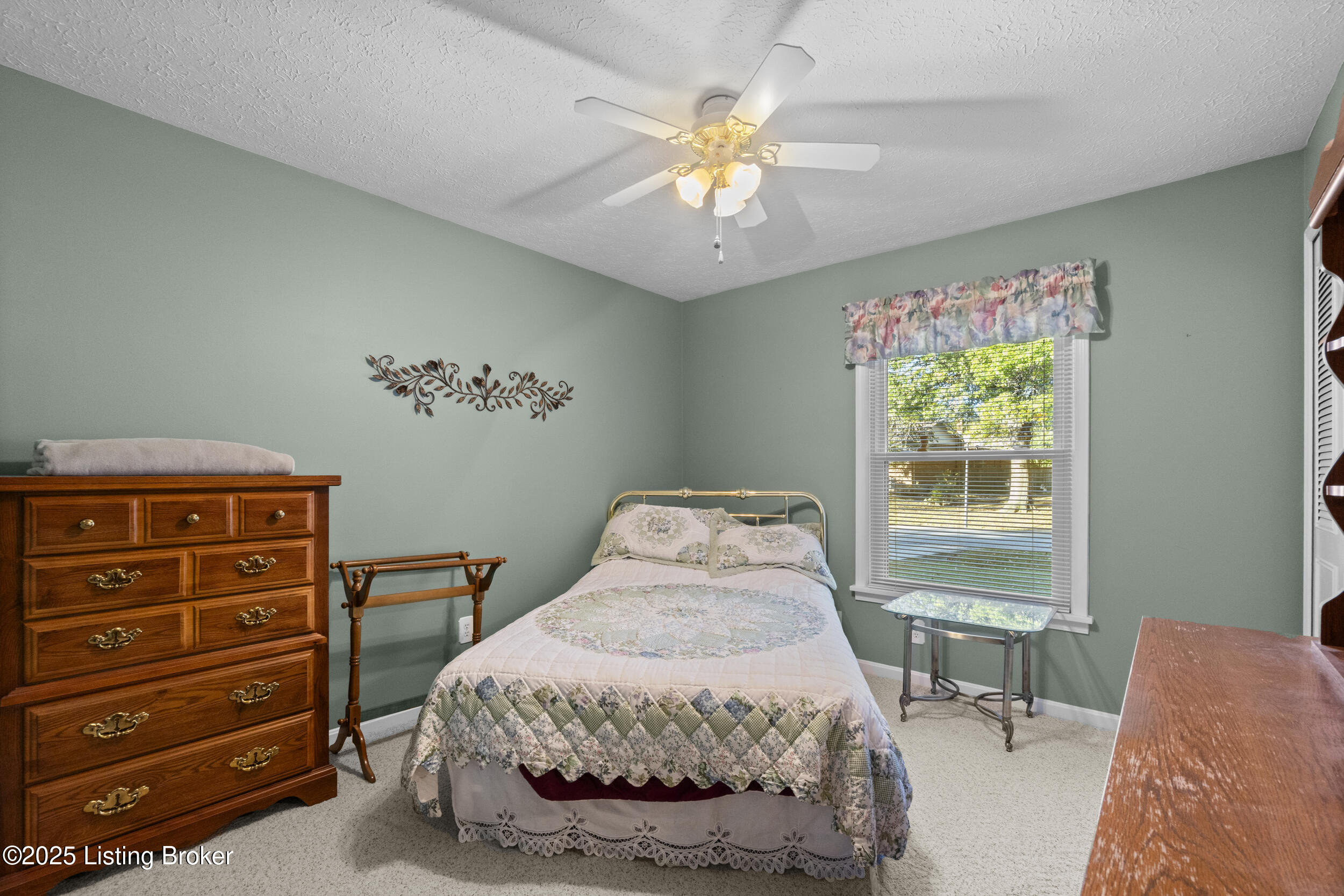 7910 Oswego Cir