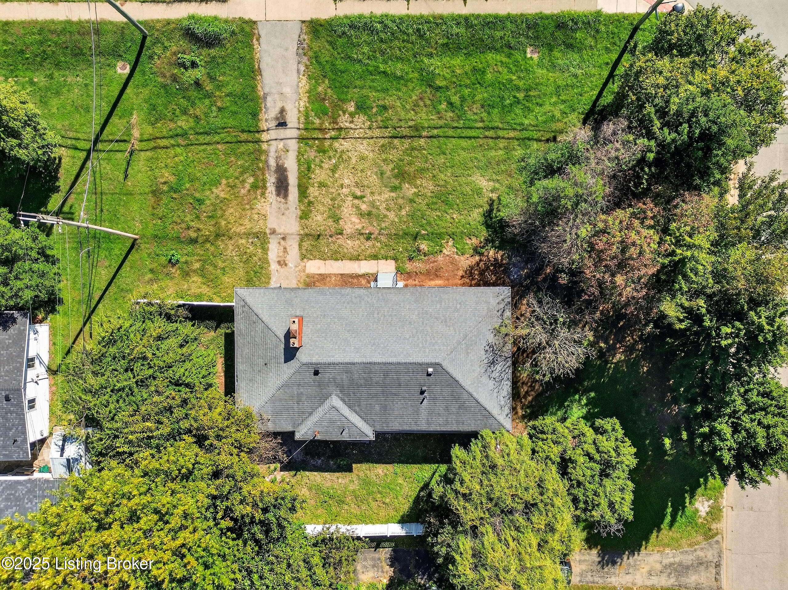 1959 Bashford Manor Ln, Louisville