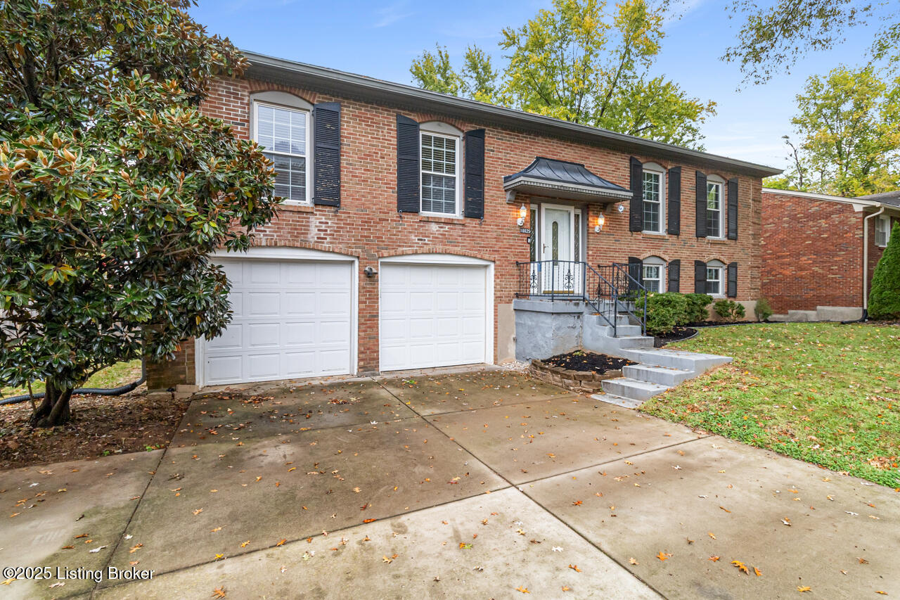 10025 Clearcreek Way