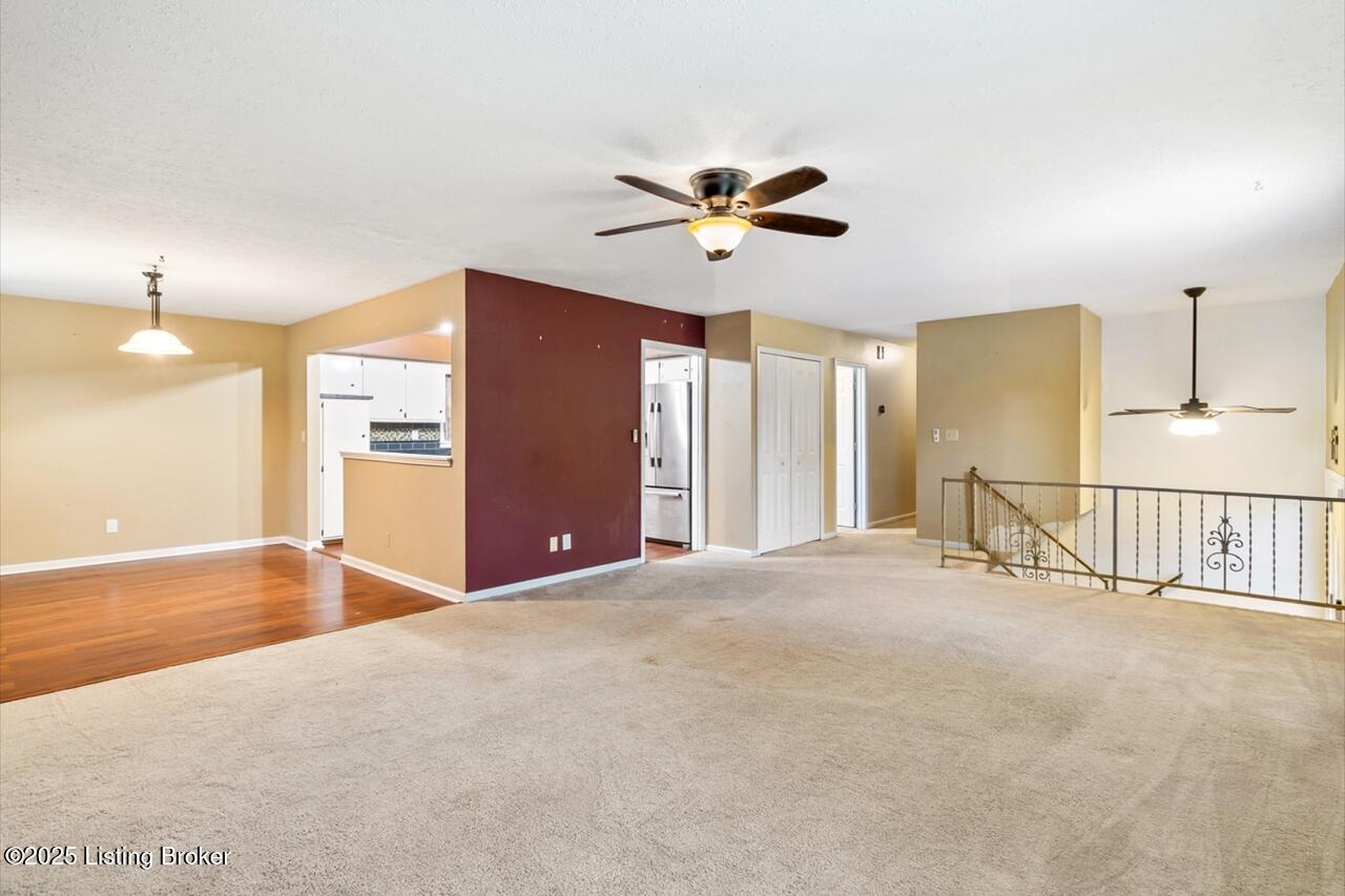 10025 Clearcreek Way