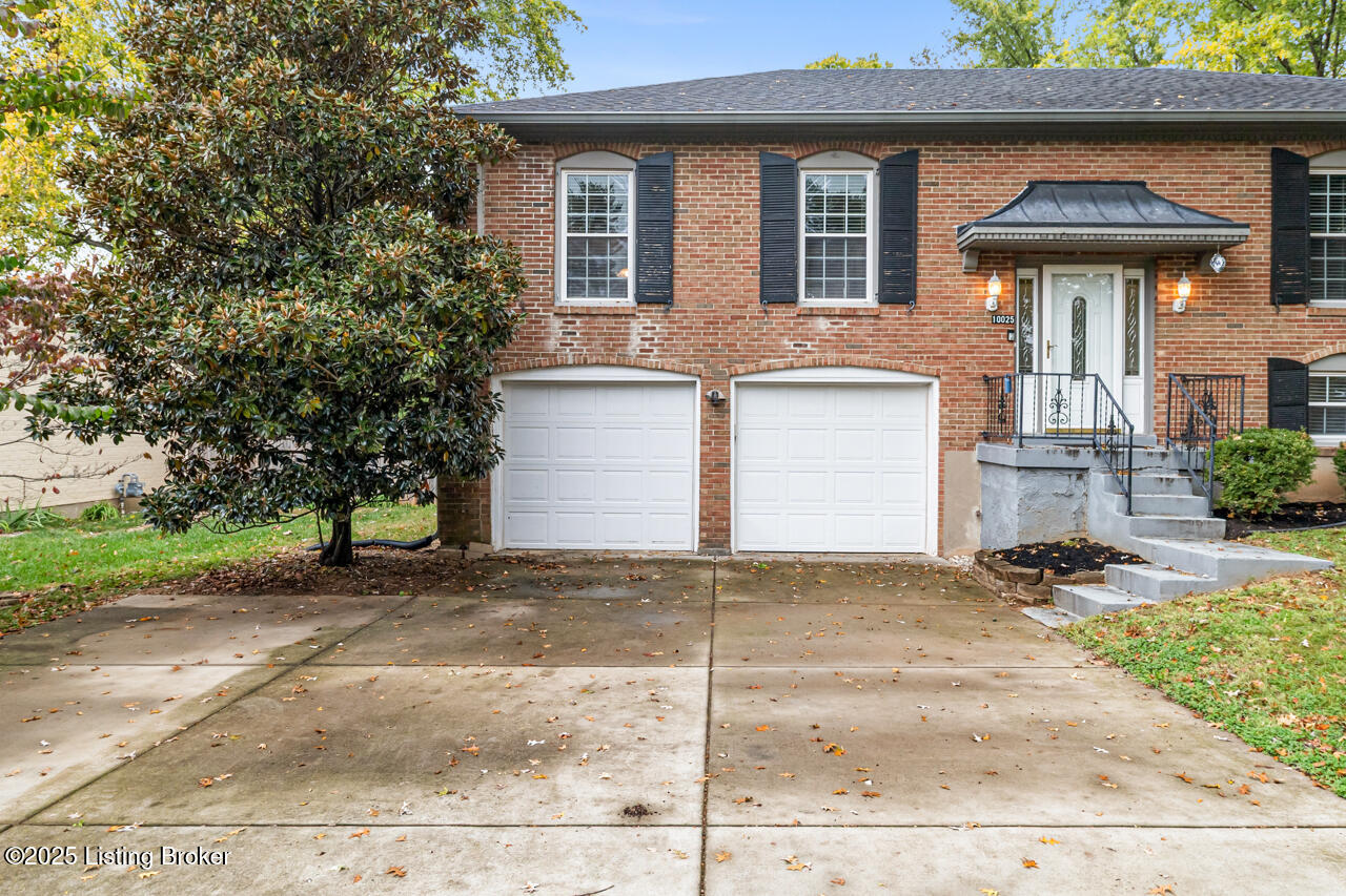 10025 Clearcreek Way