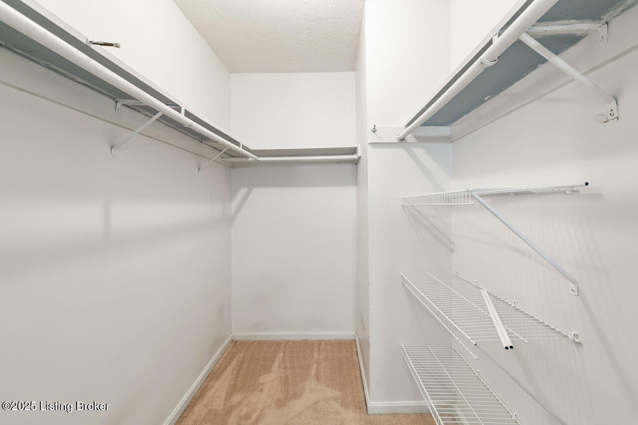 10025 Clearcreek Way