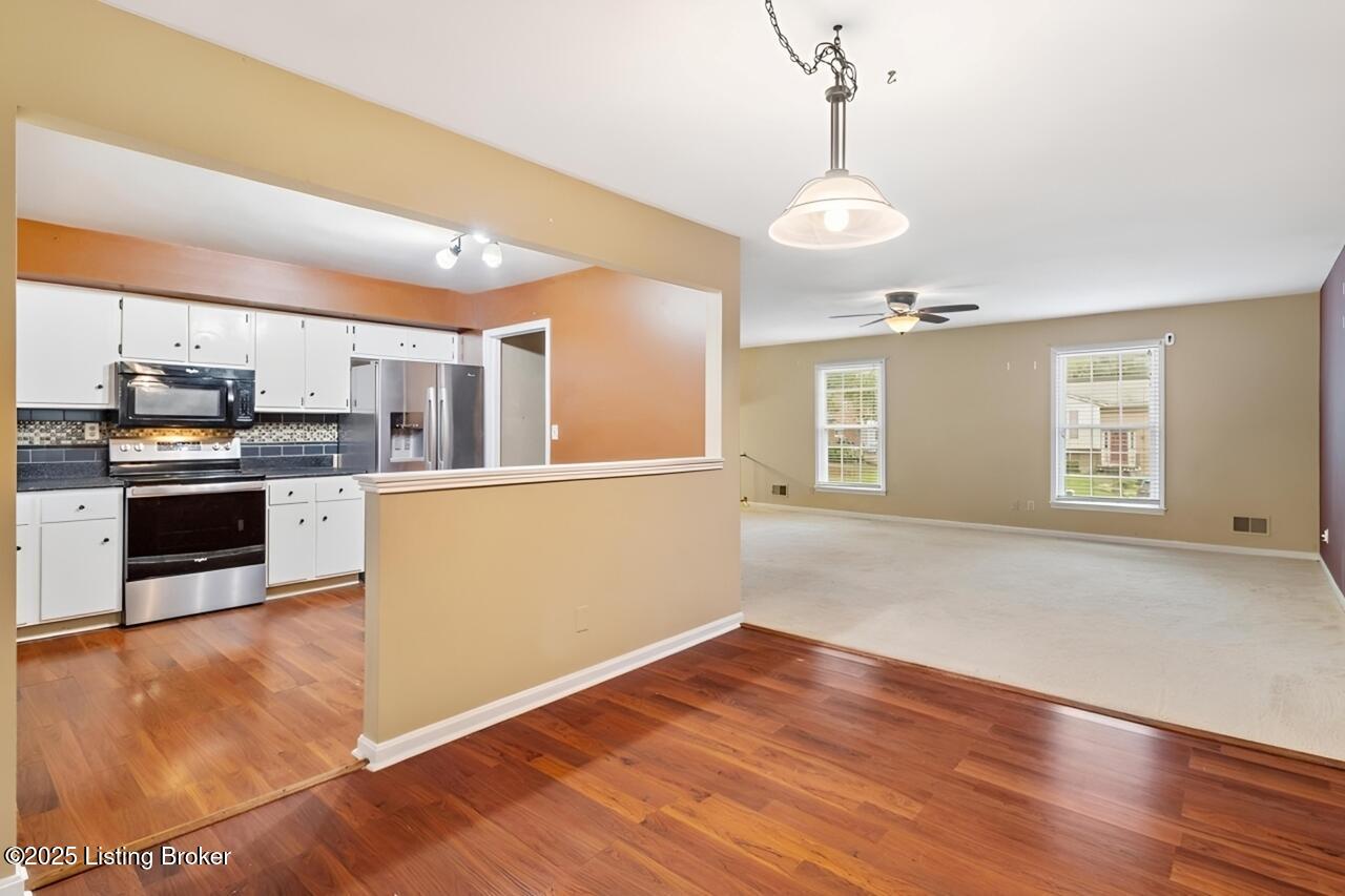 10025 Clearcreek Way