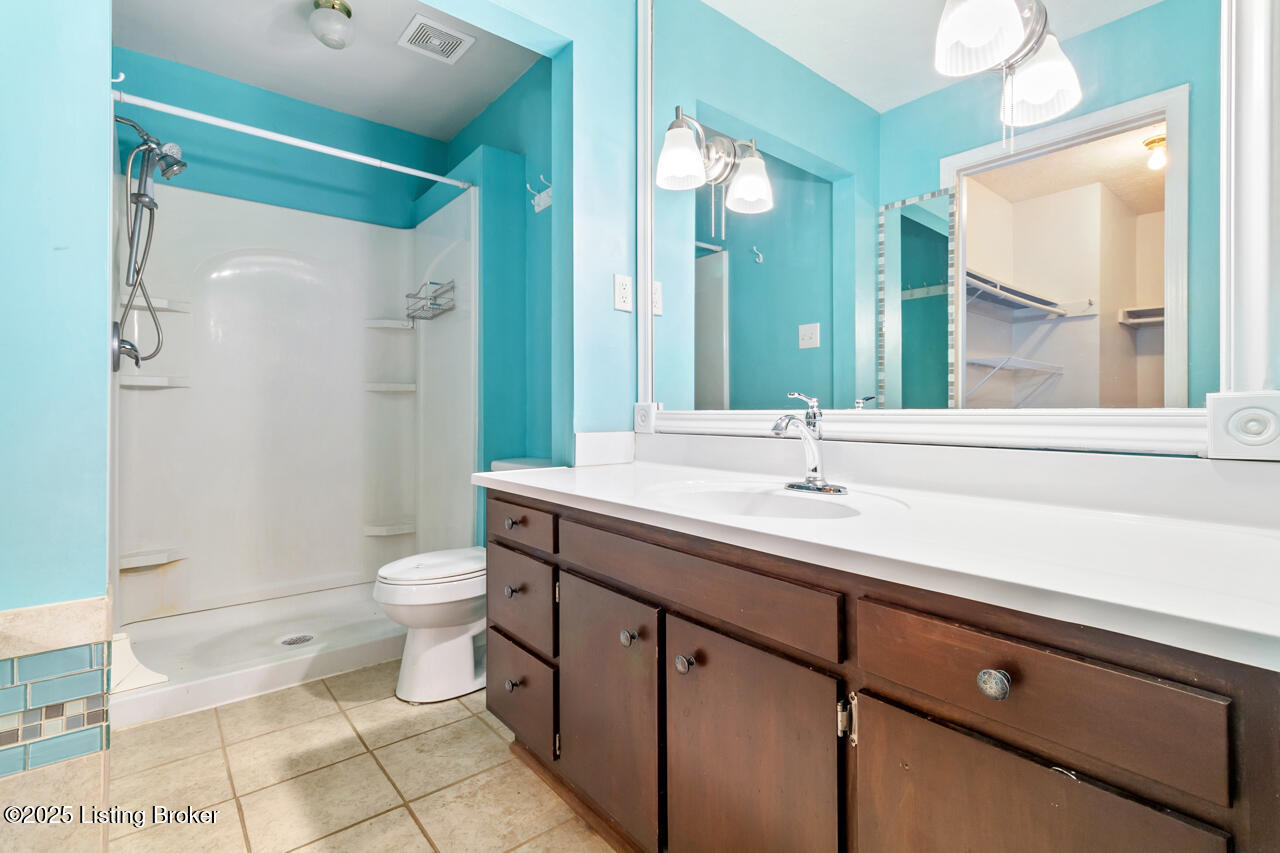 10025 Clearcreek Way