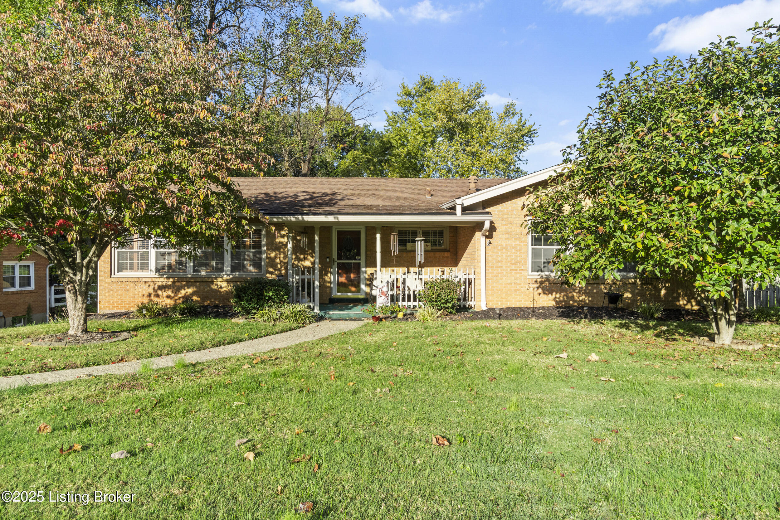 5102 Nancy Ave