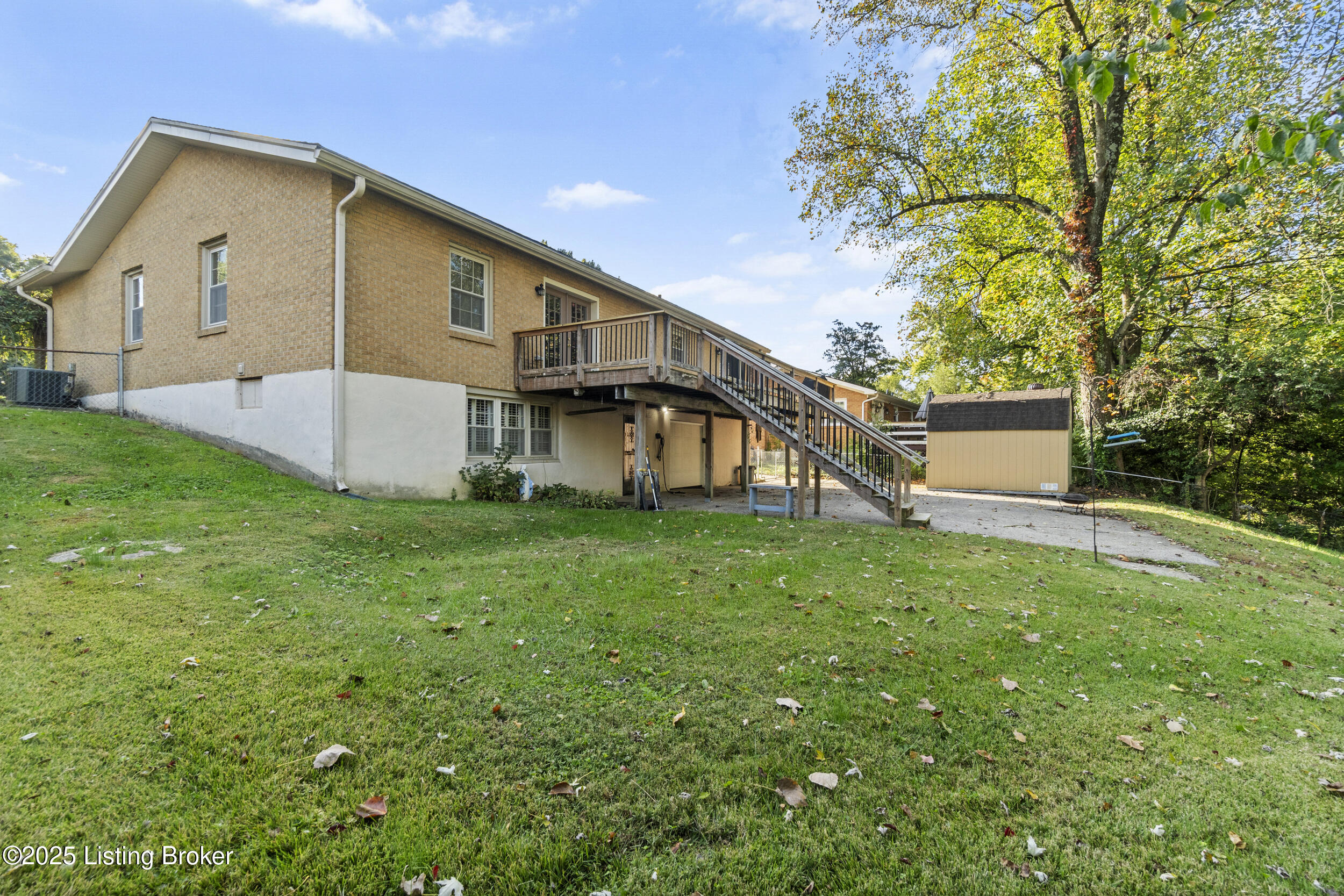 5102 Nancy Ave