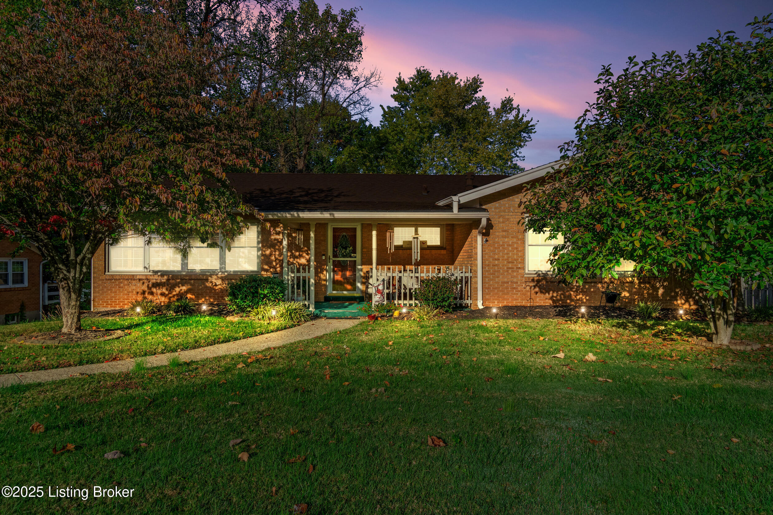 5102 Nancy Ave