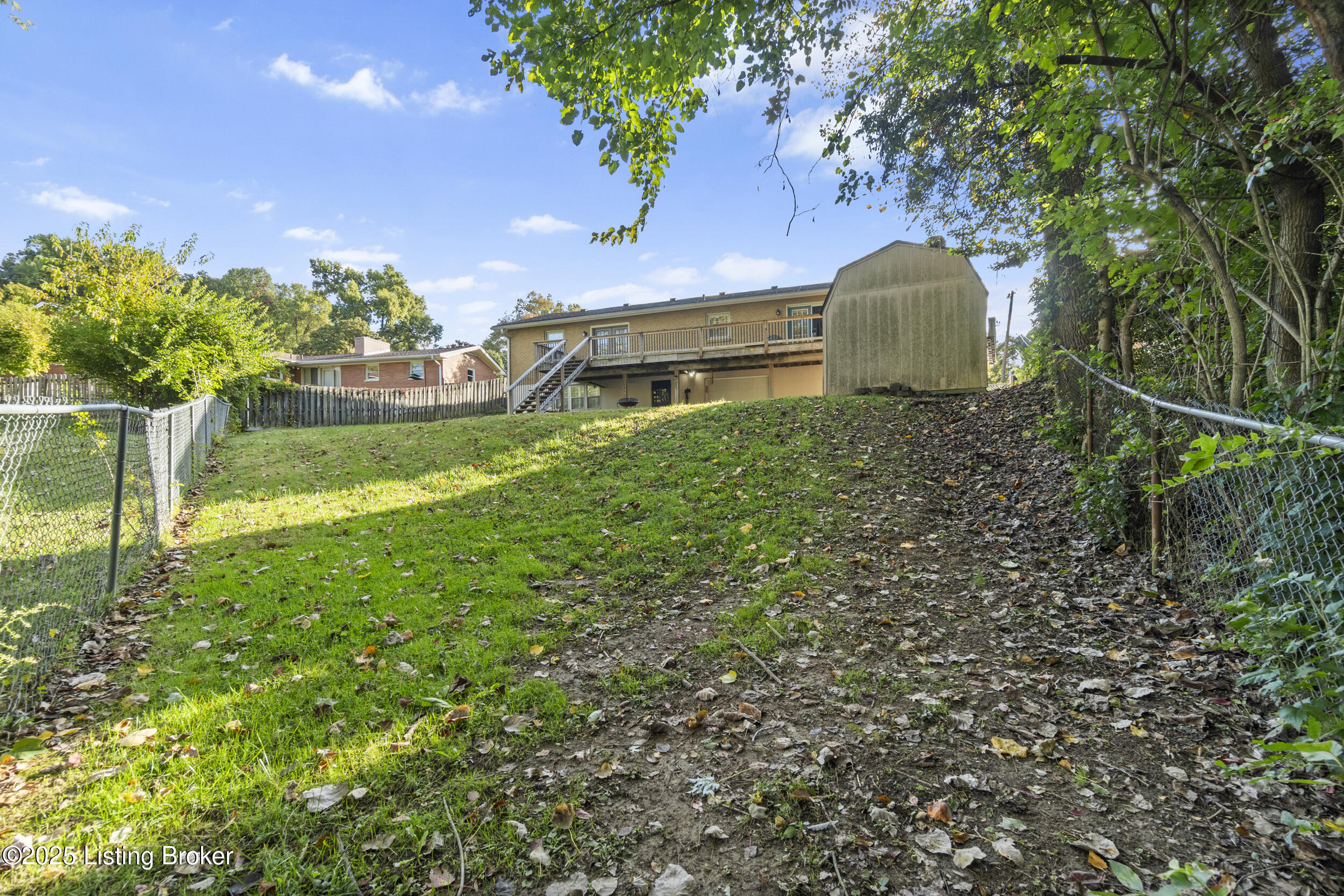 5102 Nancy Ave