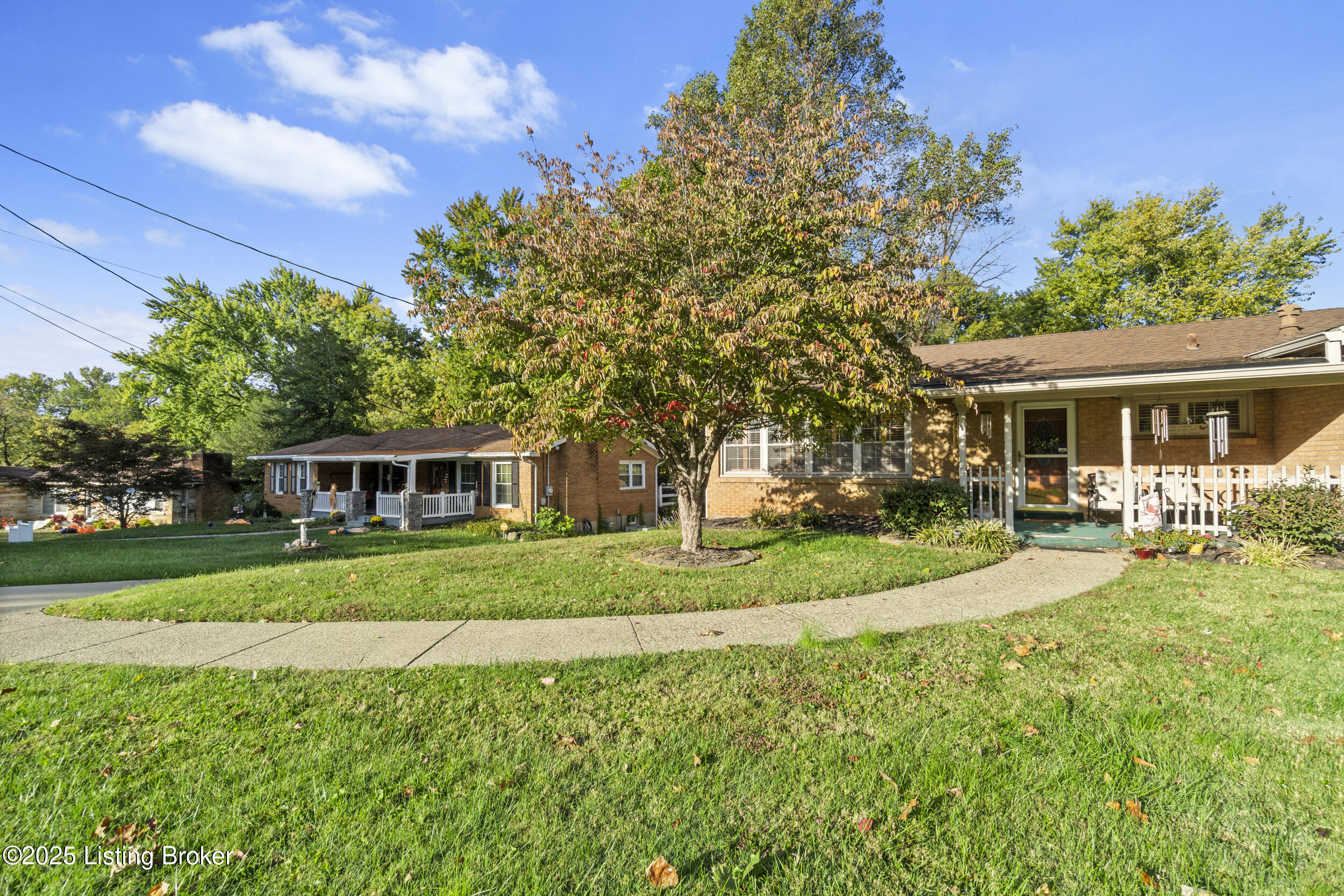 5102 Nancy Ave