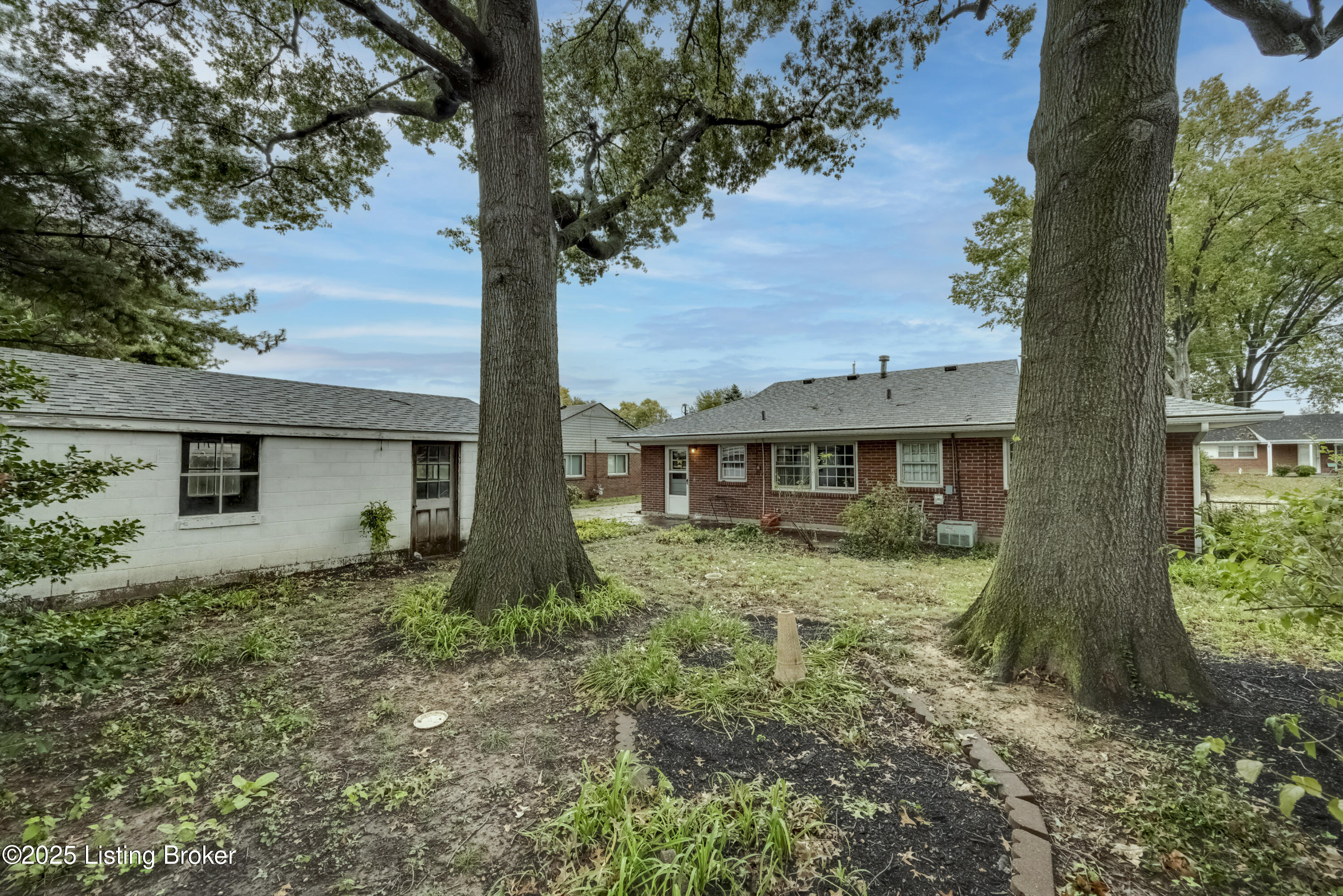 2117 Peabody Ln
