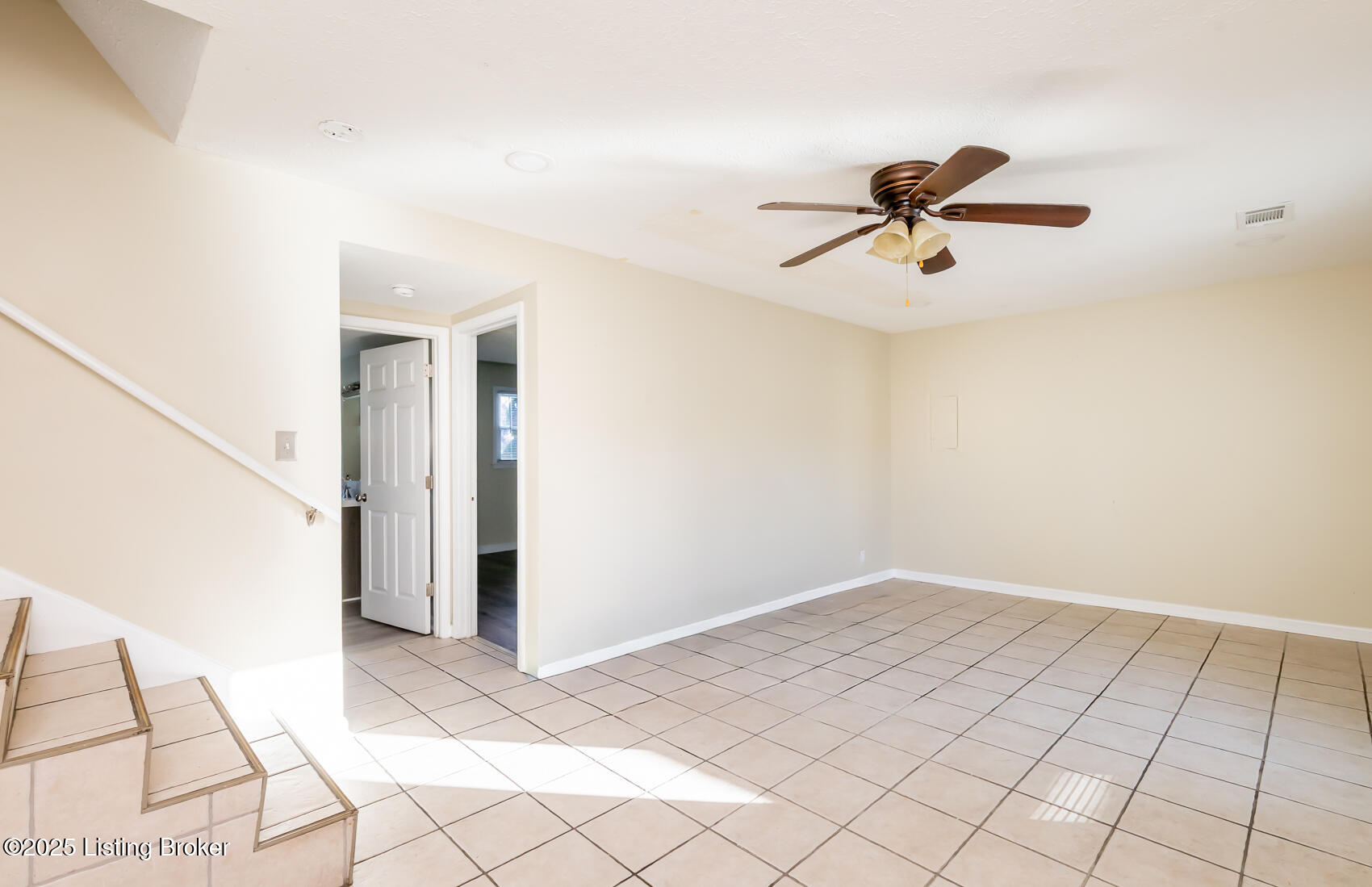 5609 Braulio Ct