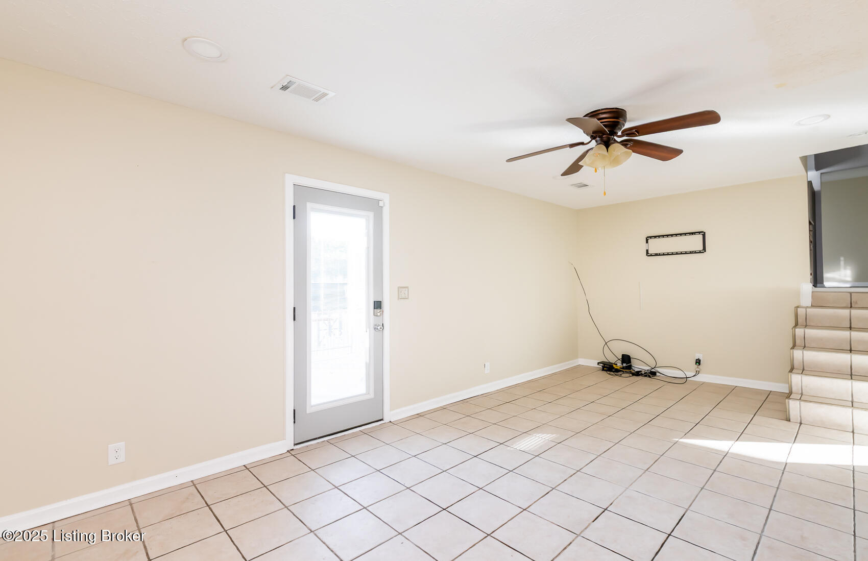 5609 Braulio Ct