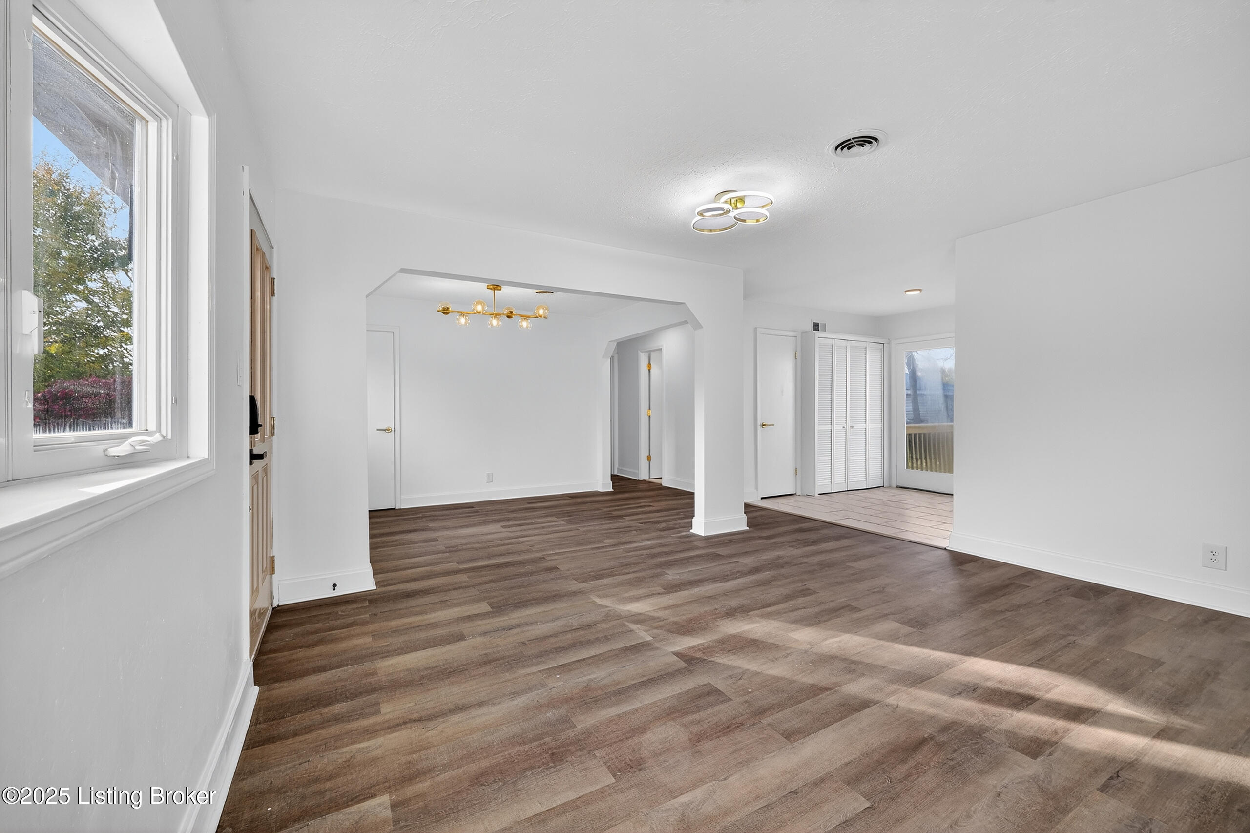 4919 Valley Station Rd