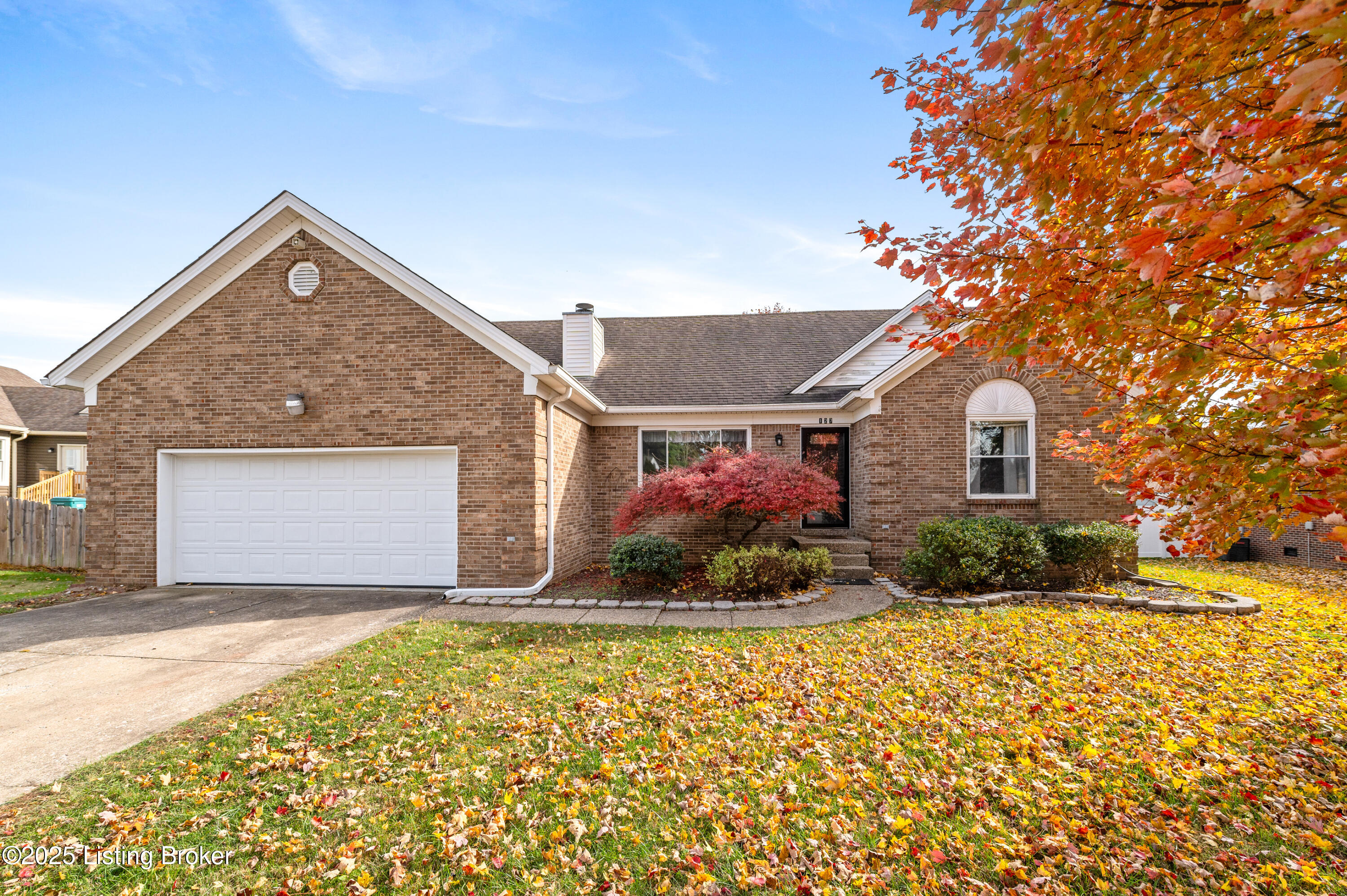 127 Shady Brook Ln