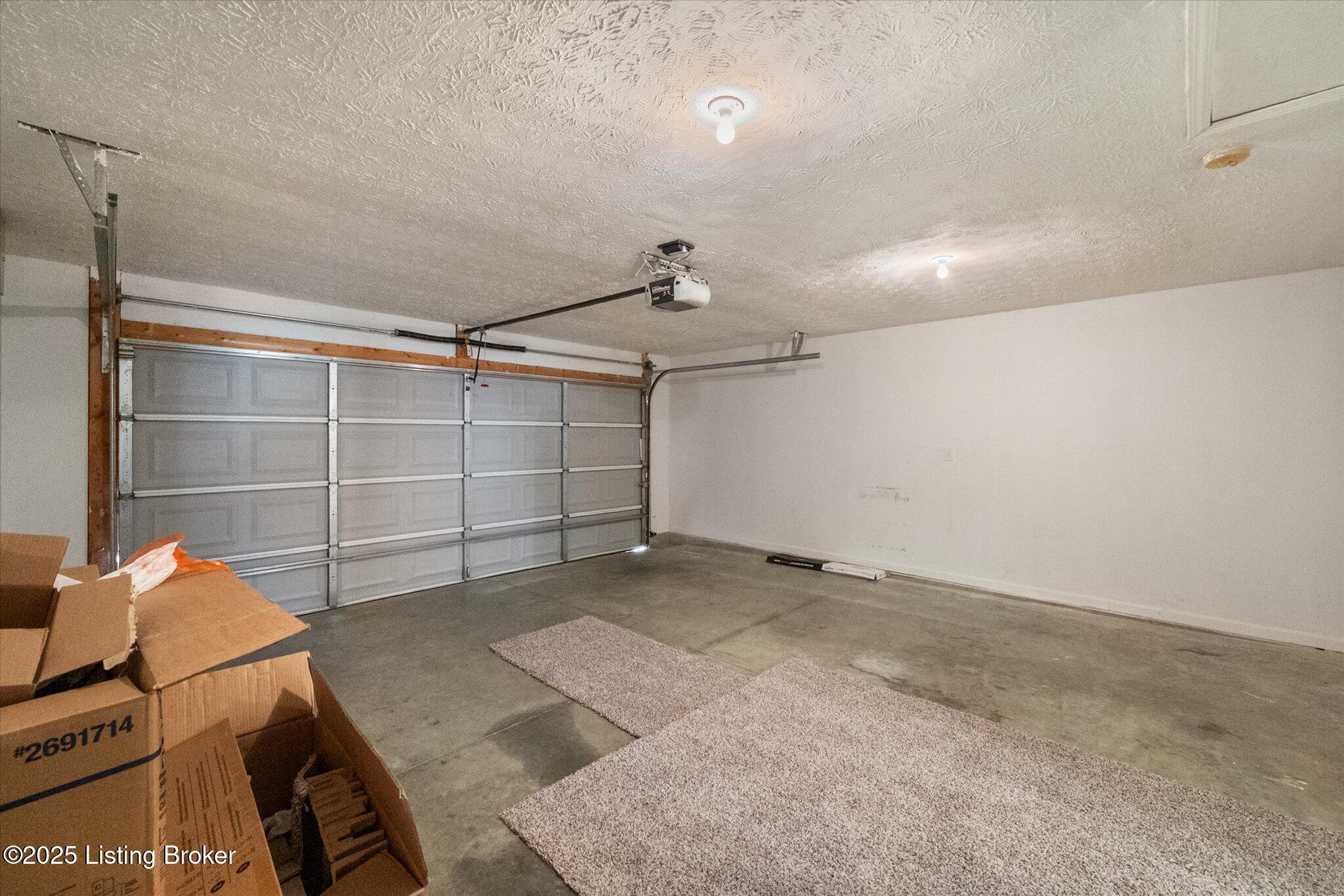 6910 Caitlynn Way