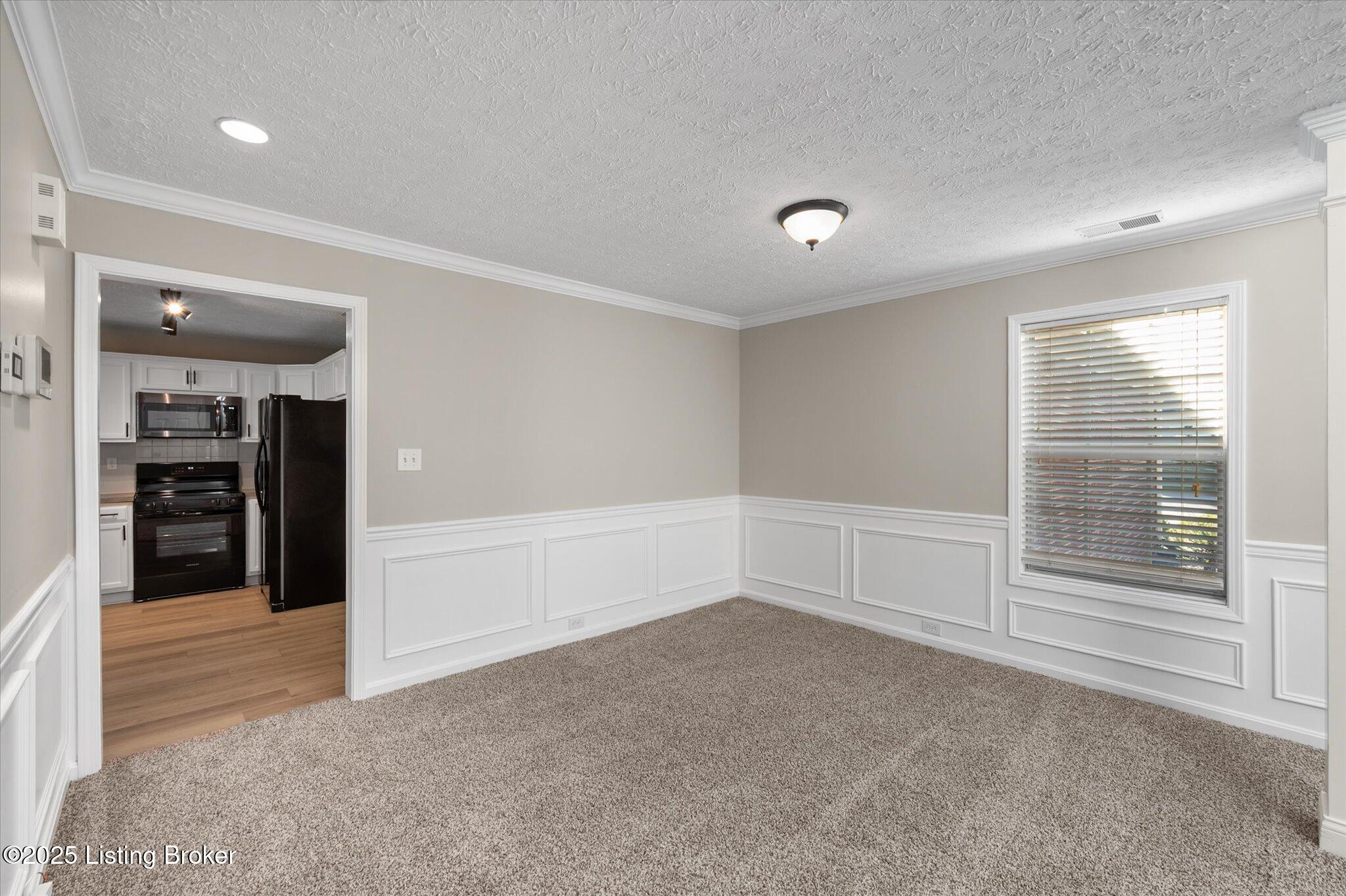 6910 Caitlynn Way