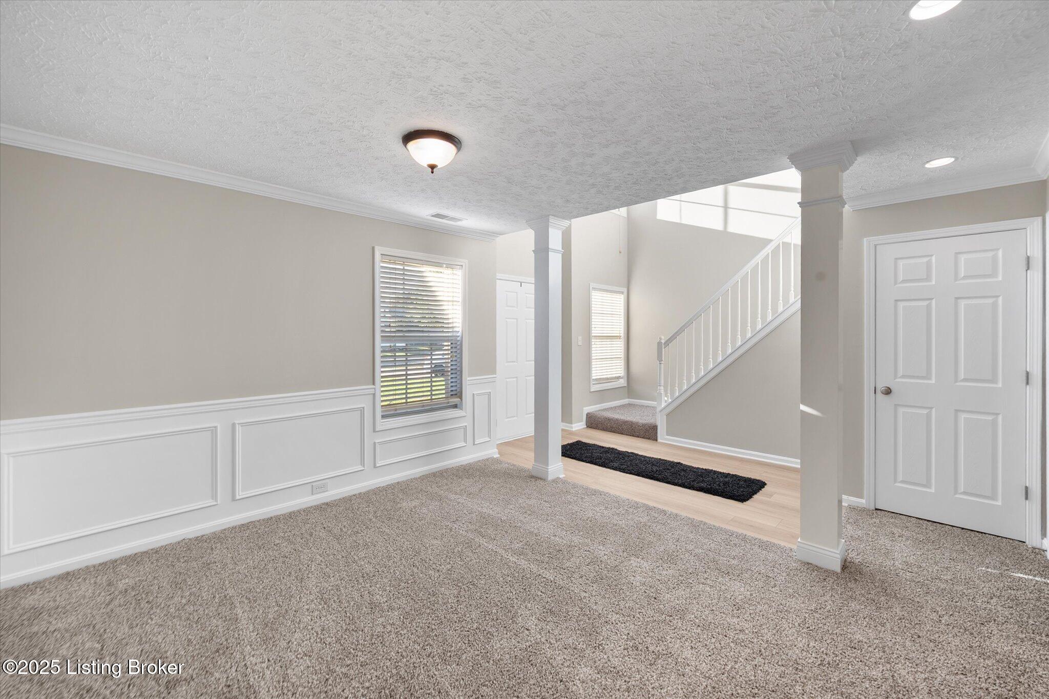 6910 Caitlynn Way