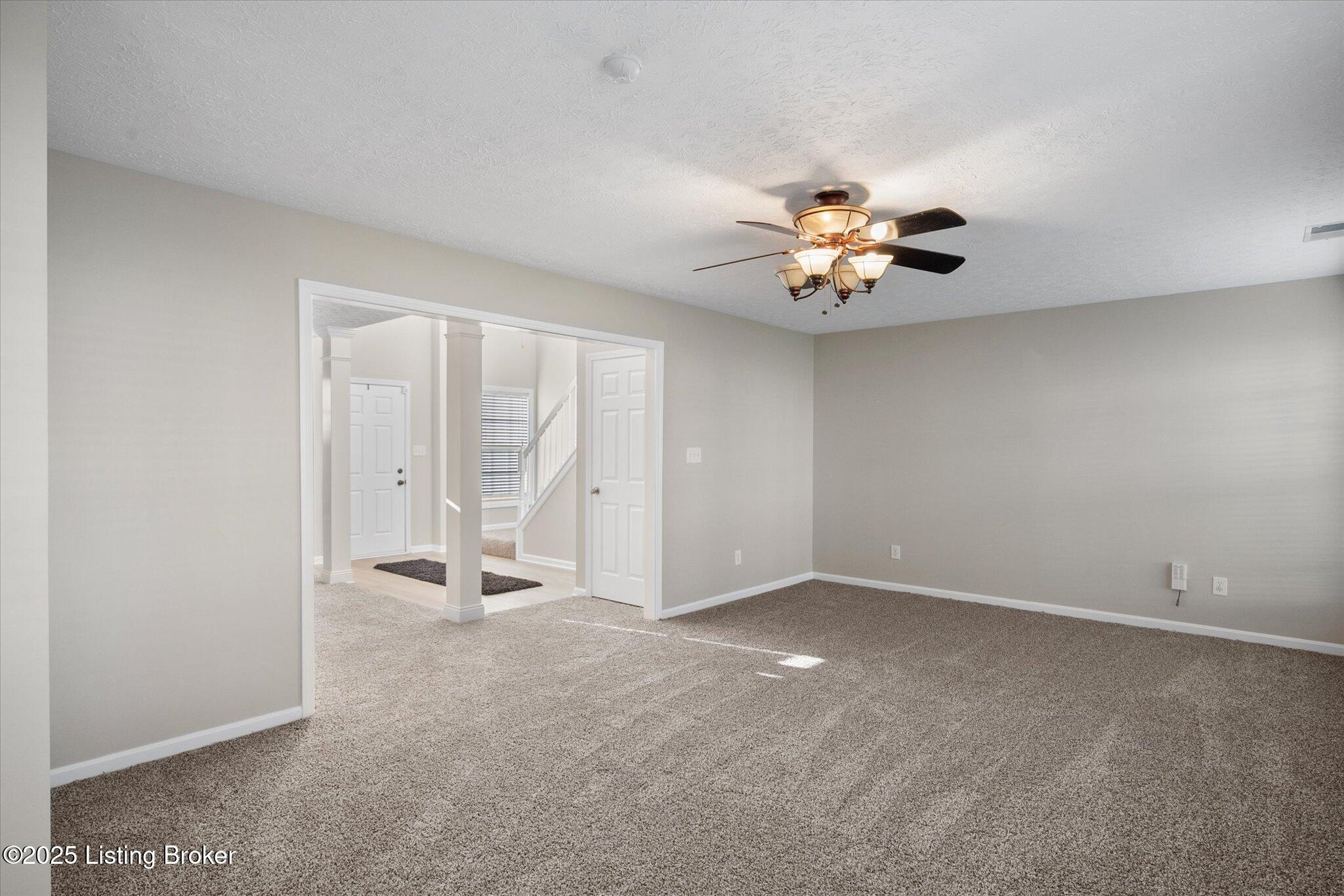 6910 Caitlynn Way