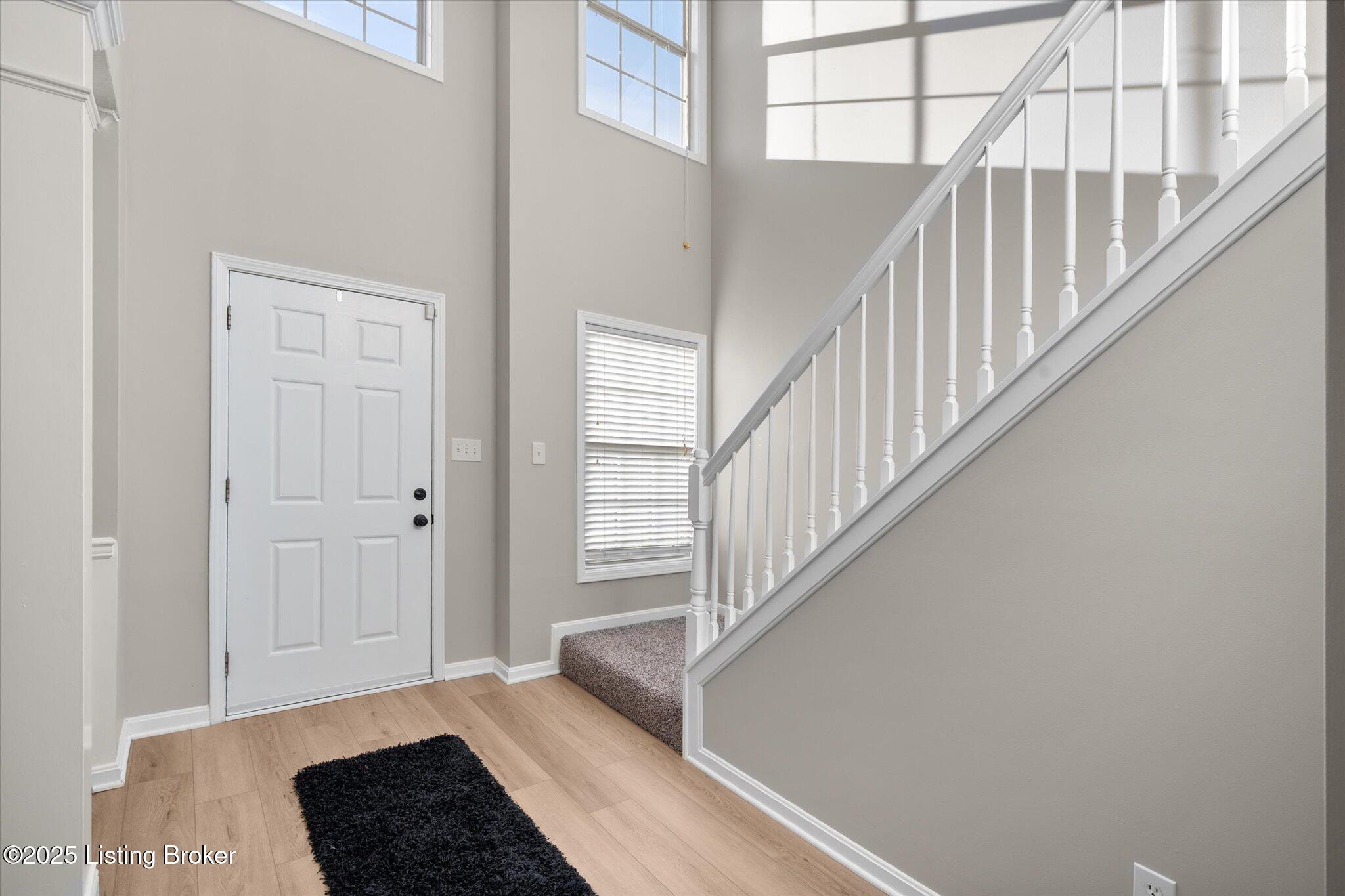 6910 Caitlynn Way