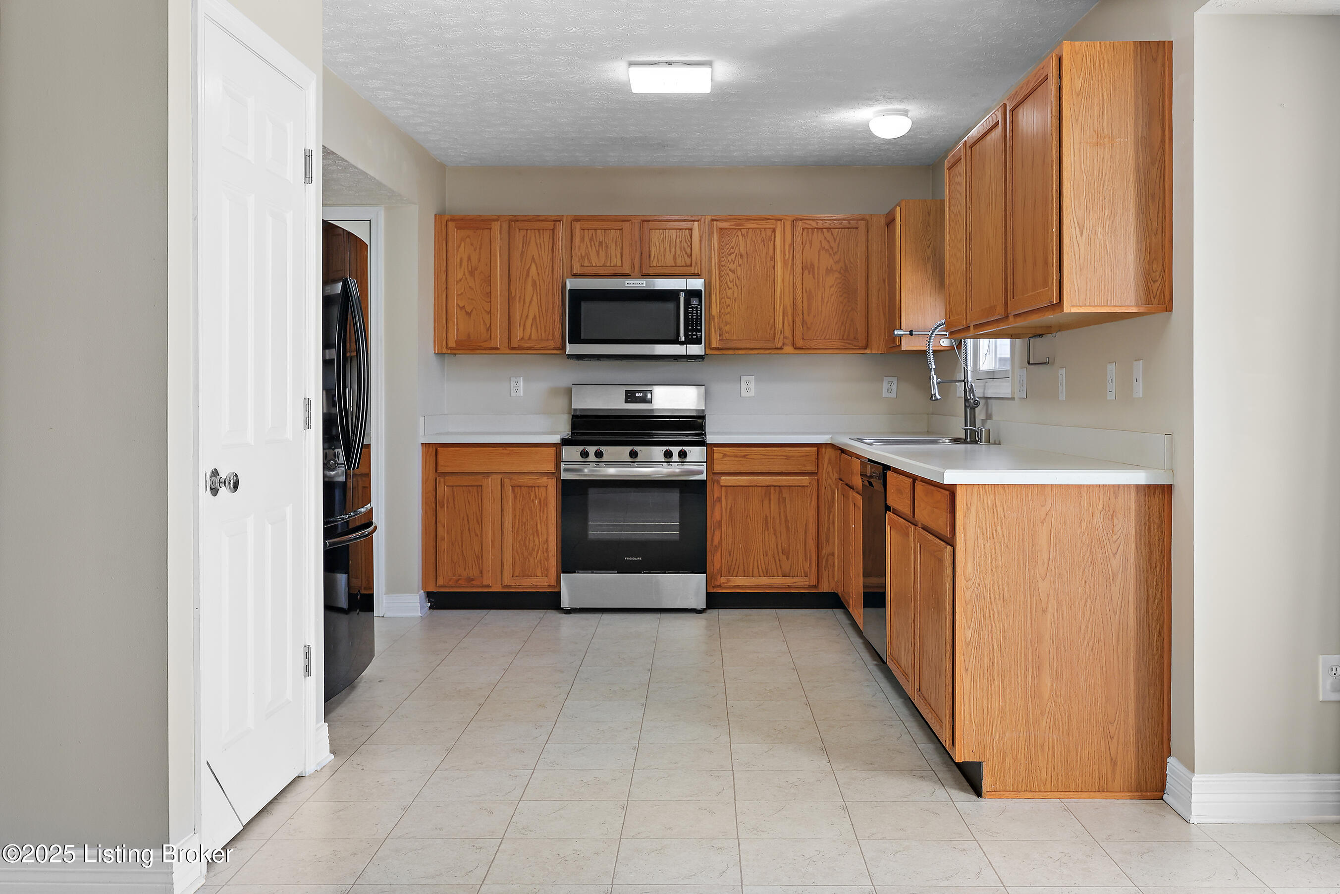 4428 Fallen Apple Ln