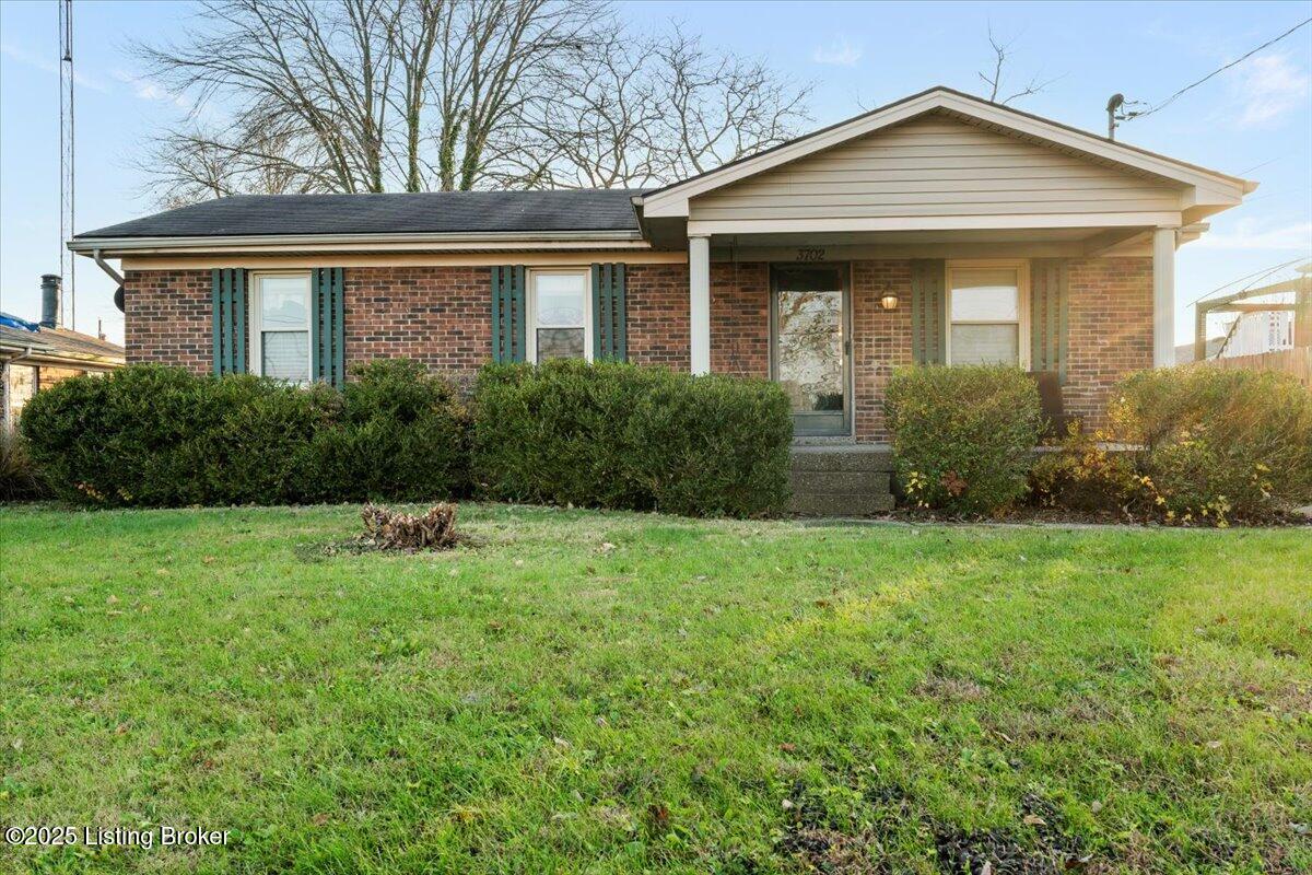 3702 Hillview Blvd