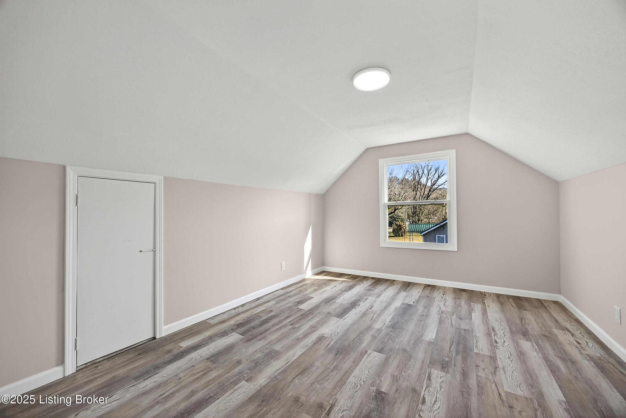 11010 National Turnpike