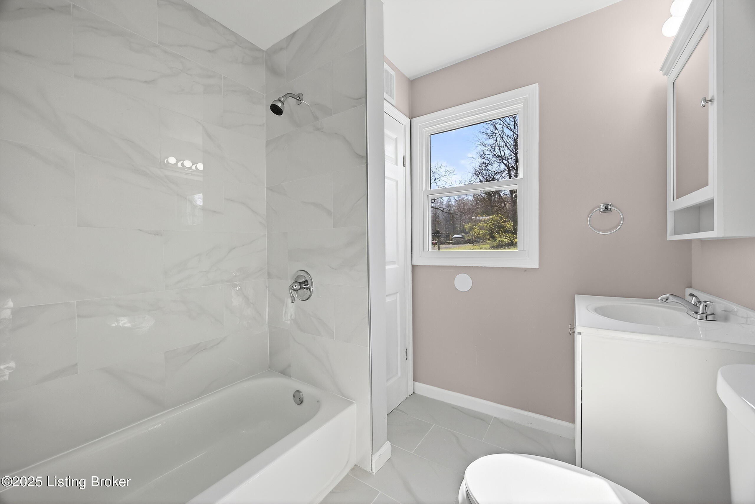 11010 National Turnpike