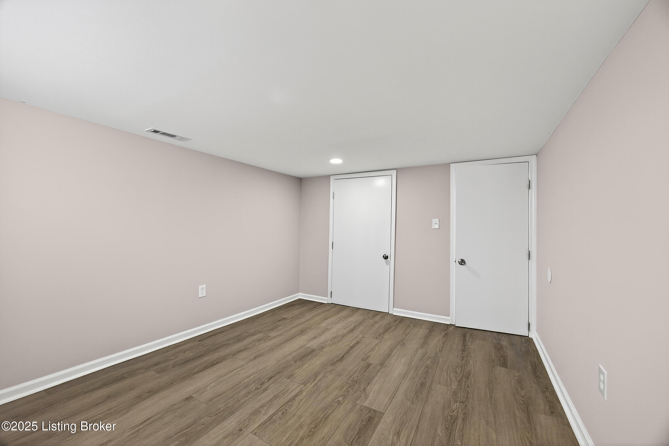 11010 National Turnpike