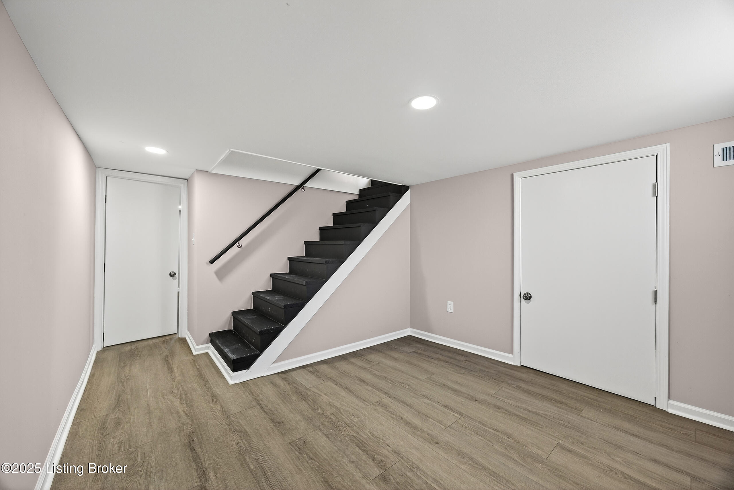 11010 National Turnpike