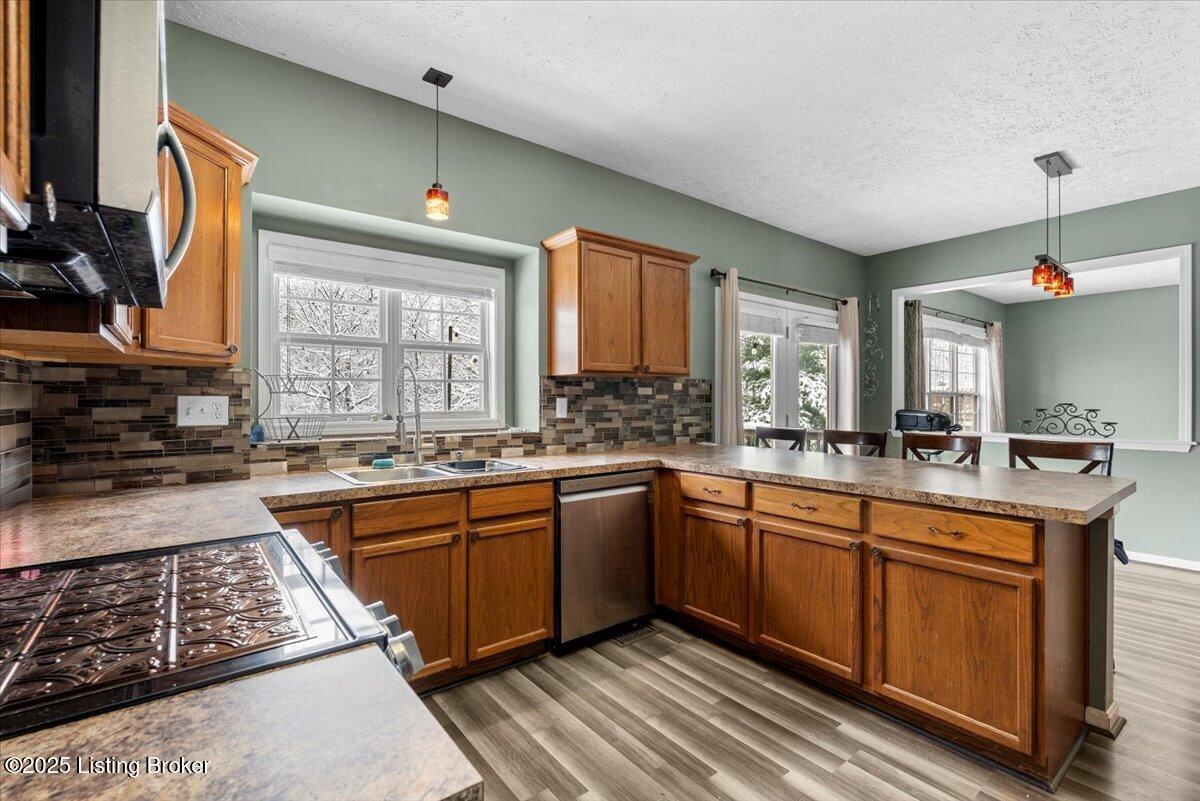 11429 Top Walnut Loop