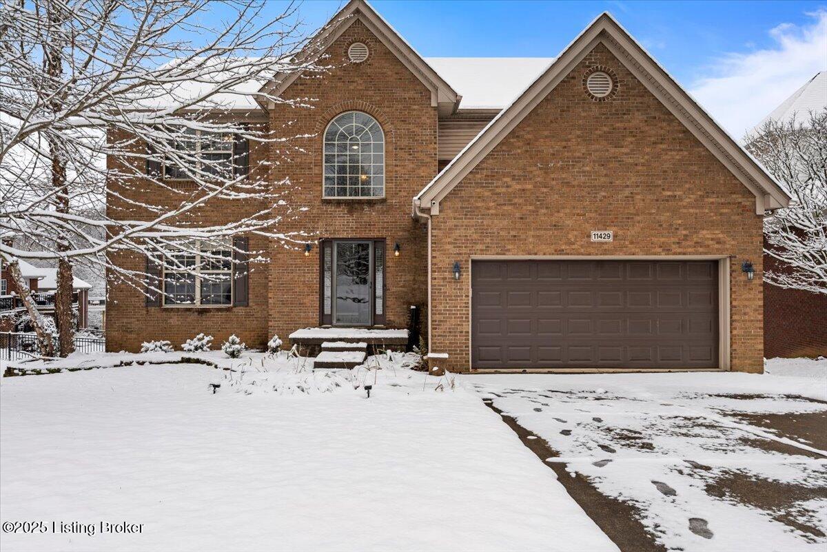 11429 Top Walnut Loop