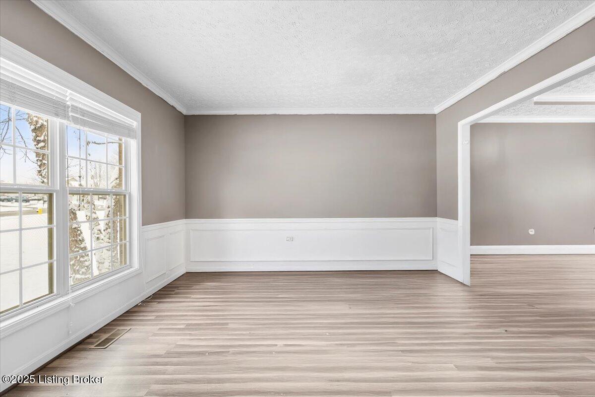 11429 Top Walnut Loop